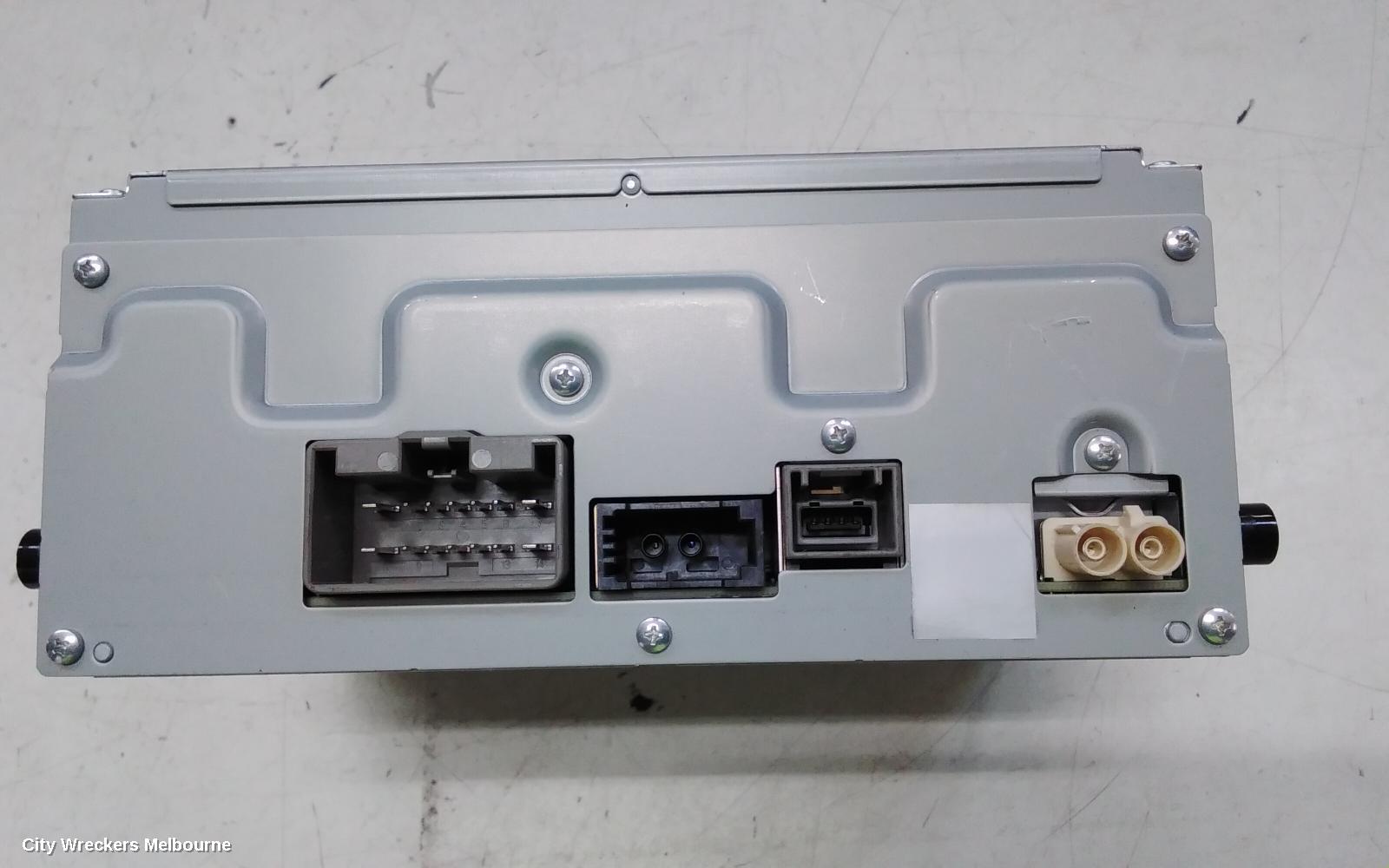 LAND ROVER RANGEROVER EVOQUE RADIO/CD/DVD/SAT/TV, HEAD UNIT/DRIVE, ANALOGUE AUDIO, NON SAT NAV, BASE LINE, L538, 11/2011 - 01/2019