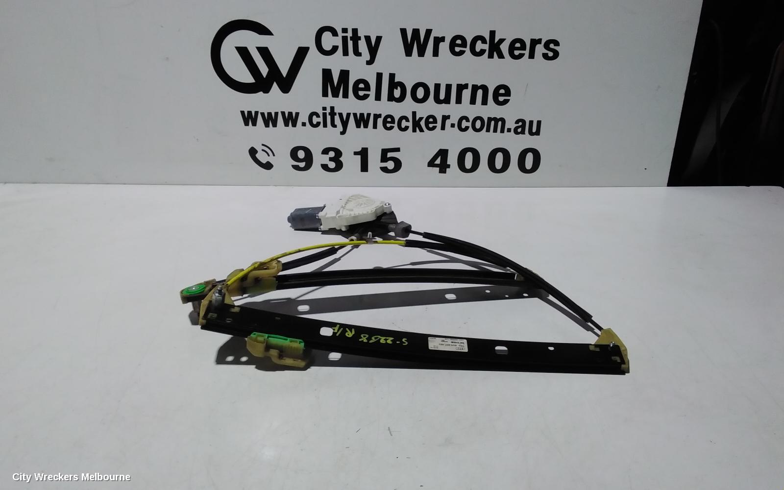 AUDI Q3 RIGHT FRONT WINDOW REG/MOTOR, 8U, 03/2012 - 12/2018
