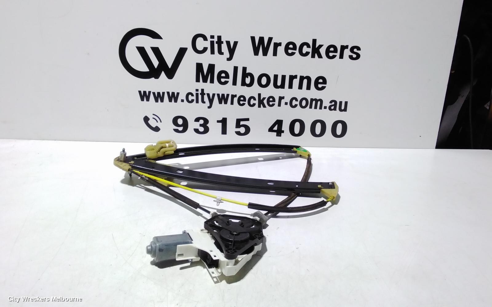AUDI Q3 RIGHT FRONT WINDOW REG/MOTOR, 8U, 03/2012 - 12/2018