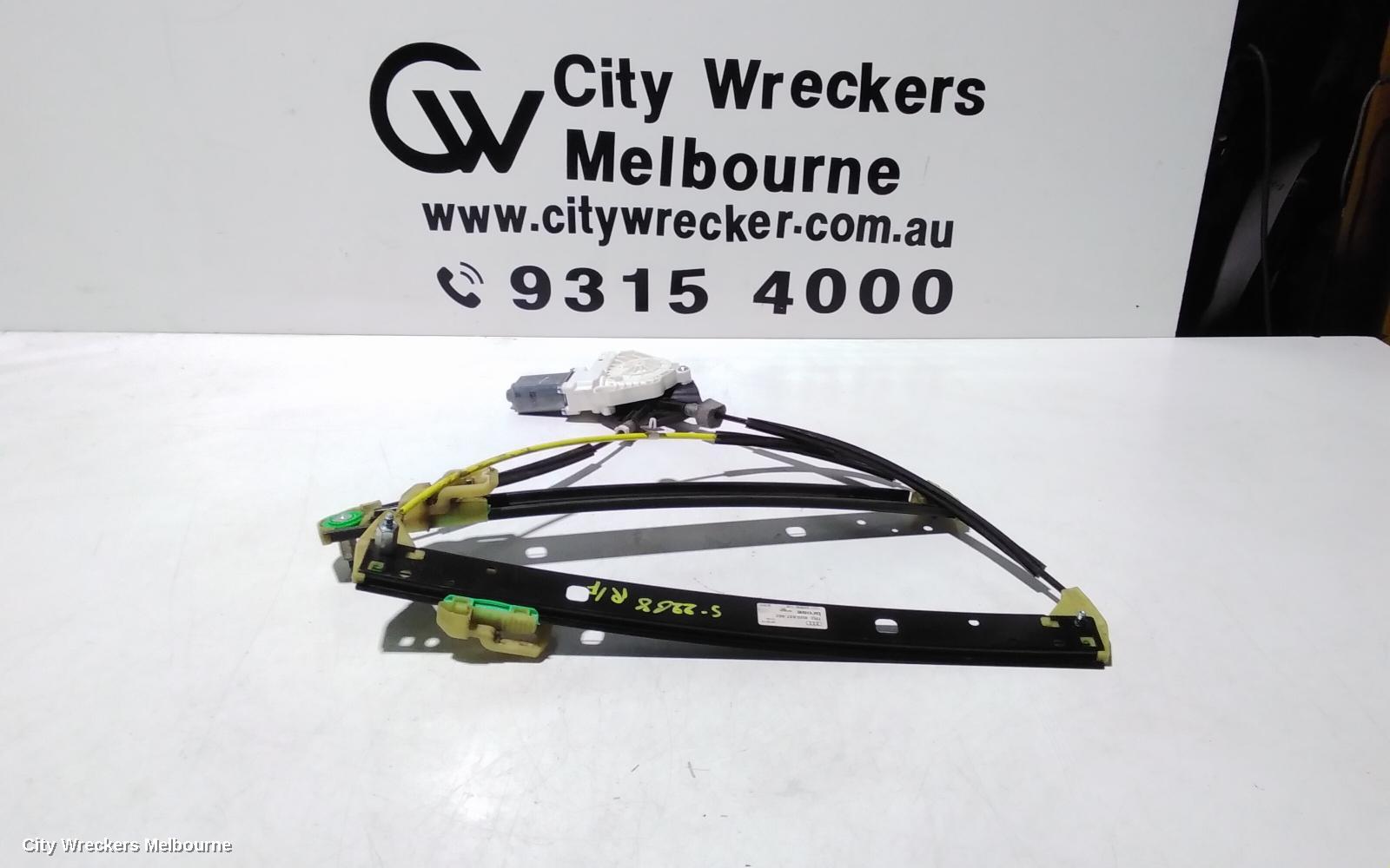 AUDI Q3 RIGHT FRONT WINDOW REG/MOTOR, 8U, 03/2012 - 12/2018