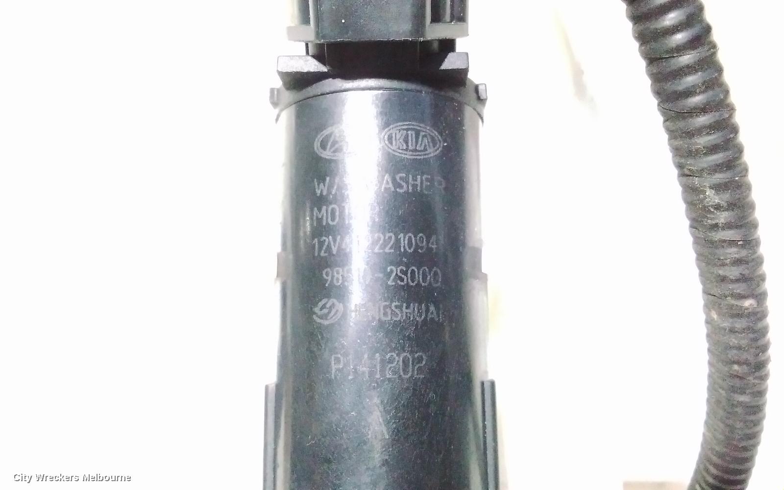 KIA OPTIMA WASHER BOTTLE, TF, SI, NON H/LAMP WASHER TYPE, 10/2013 - 10/2015