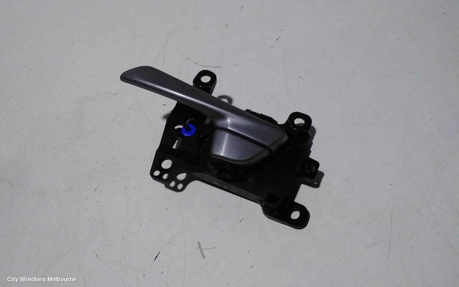 HYUNDAI TUCSON DOOR HANDLE, INNER, LH FRONT, DARK GREY, TL, 07/2015 - 01/2021
