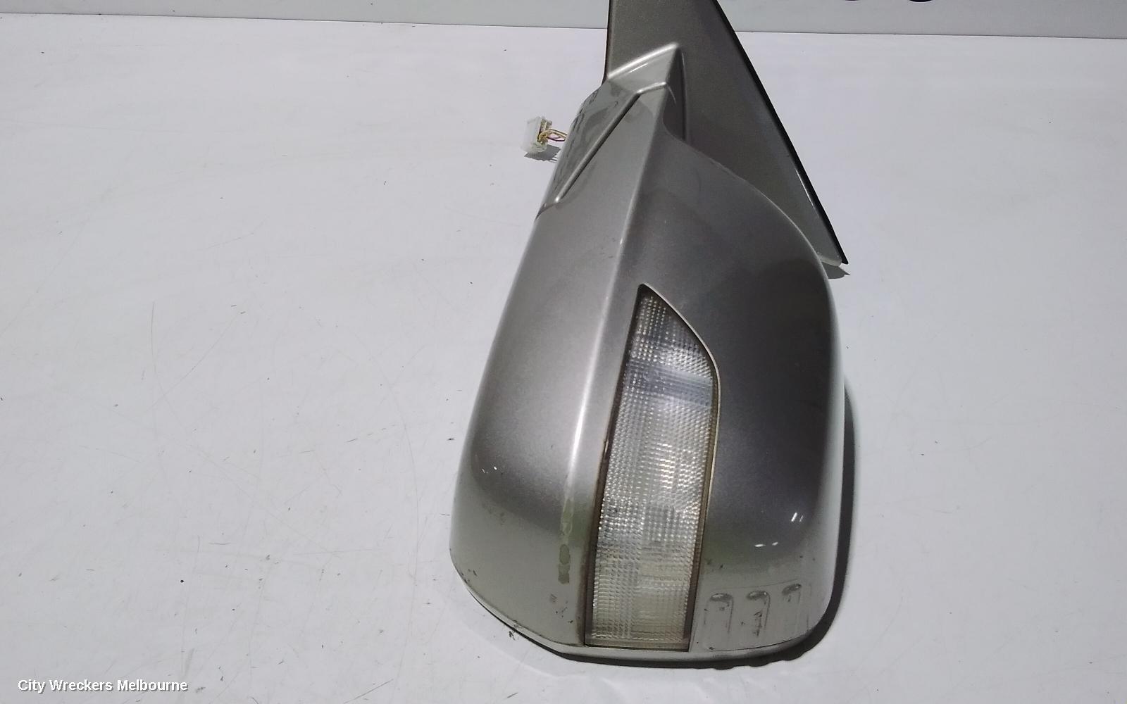 HONDA CRV LEFT DOOR MIRROR, RE, ELECT ADJ, POWER FOLD, COLOUR CODED, 03/2007 - 10/2012