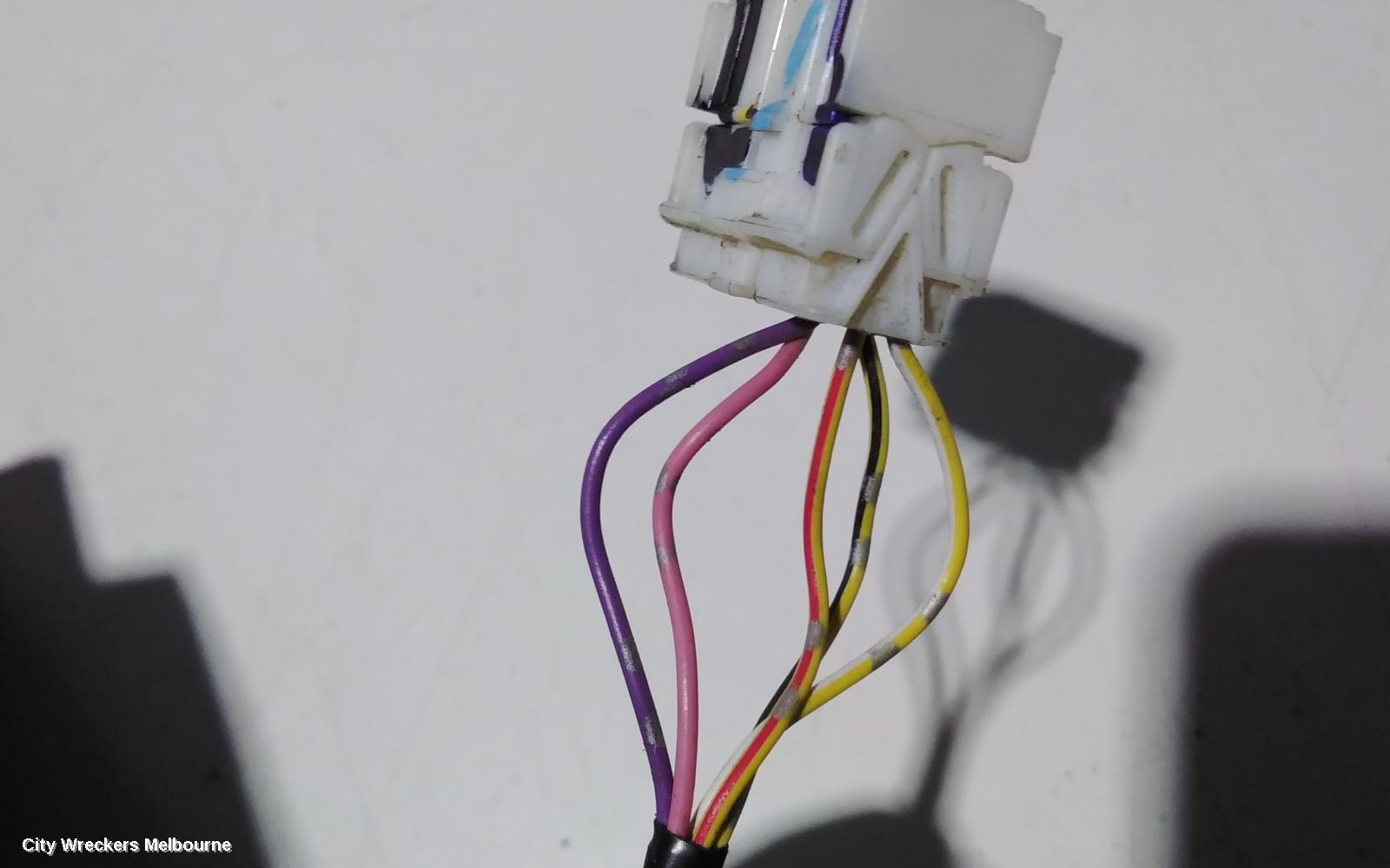 HONDA CRV LEFT DOOR MIRROR, RE, ELECT ADJ, POWER FOLD, COLOUR CODED, 03/2007 - 10/2012