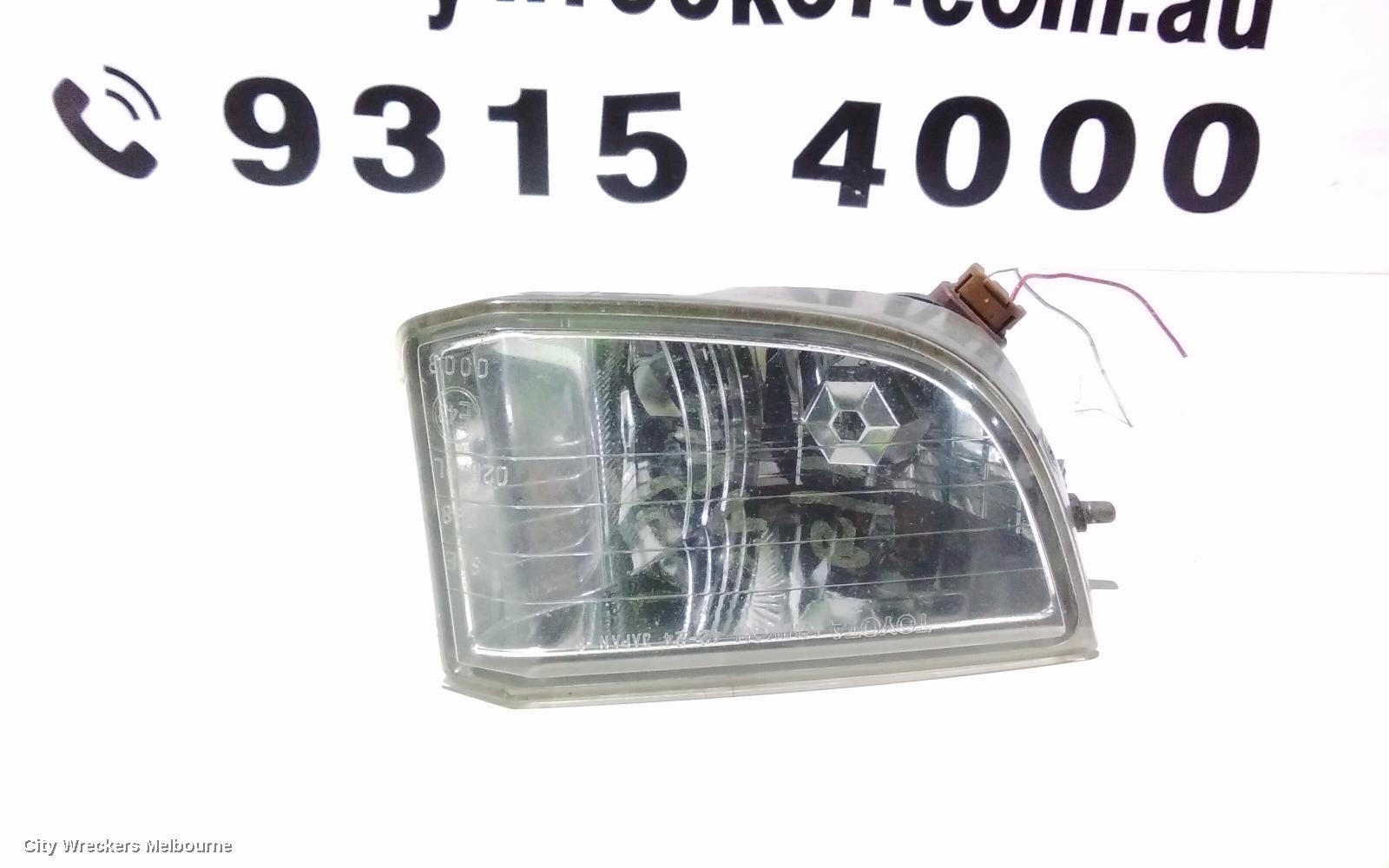 TOYOTA RAV4 RIGHT INDICATOR/FOG/SIDE, BUMPER FOGLAMP, ACA2#R, ROUND TYPE, 07/2003 - 10/2005