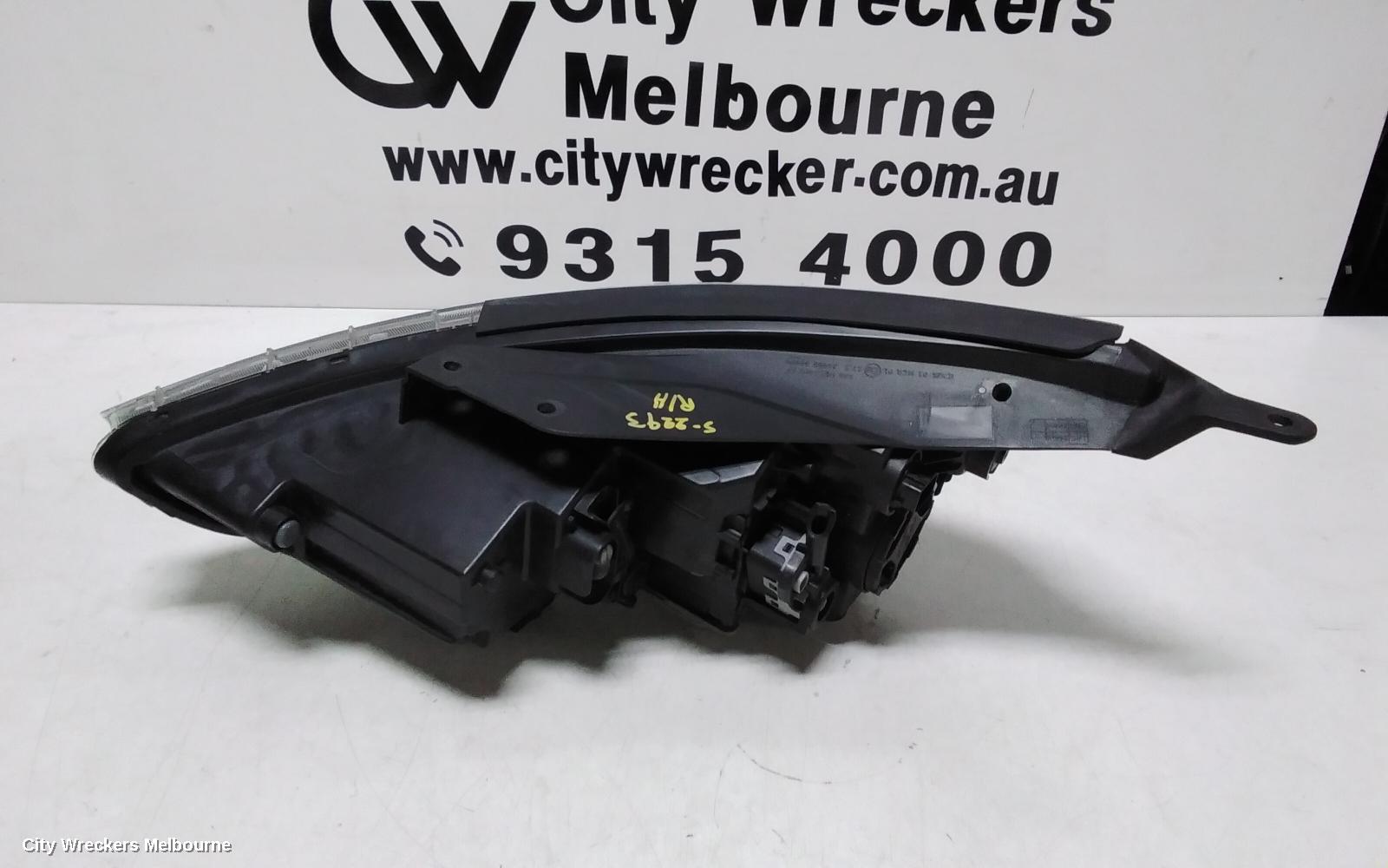 HYUNDAI I30 RIGHT HEADLAMP, PD, HATCH (S. KOREA VIN KMHH), SR PREMIUM, LED TYPE, 03/2017 - 07/2020