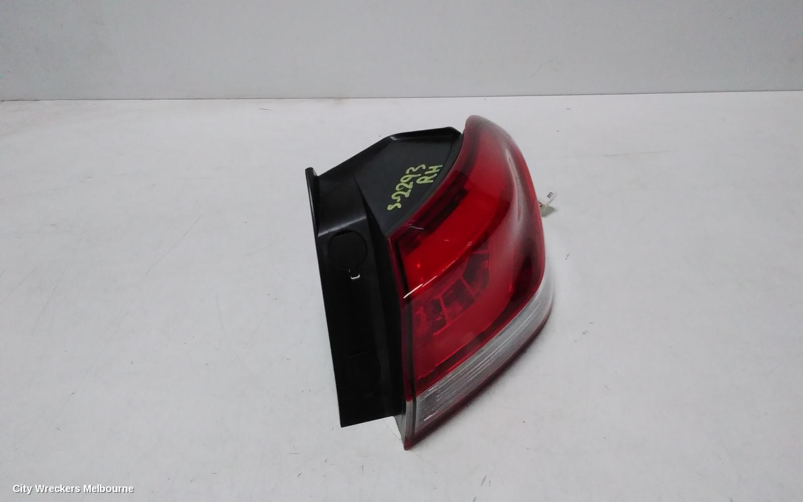 HYUNDAI I30 RIGHT TAILLIGHT, IN BODY, PD, HATCH (S.KOREA VIN KMHH), STANDARD, LED TYPE, 03/2017 ONWARDS