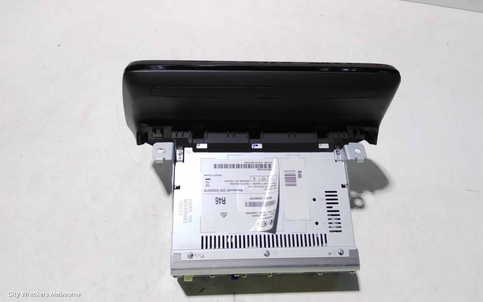 HYUNDAI I30 RADIO/CD/DVD/SAT/TV, HEAD UNIT & DISPLAY, 8 IN, SAT NAV/PREMIUM AUDIO TYPE, (S. KOREA VIN KMHH), PD, HATCH, 03/2017 - 07/2020