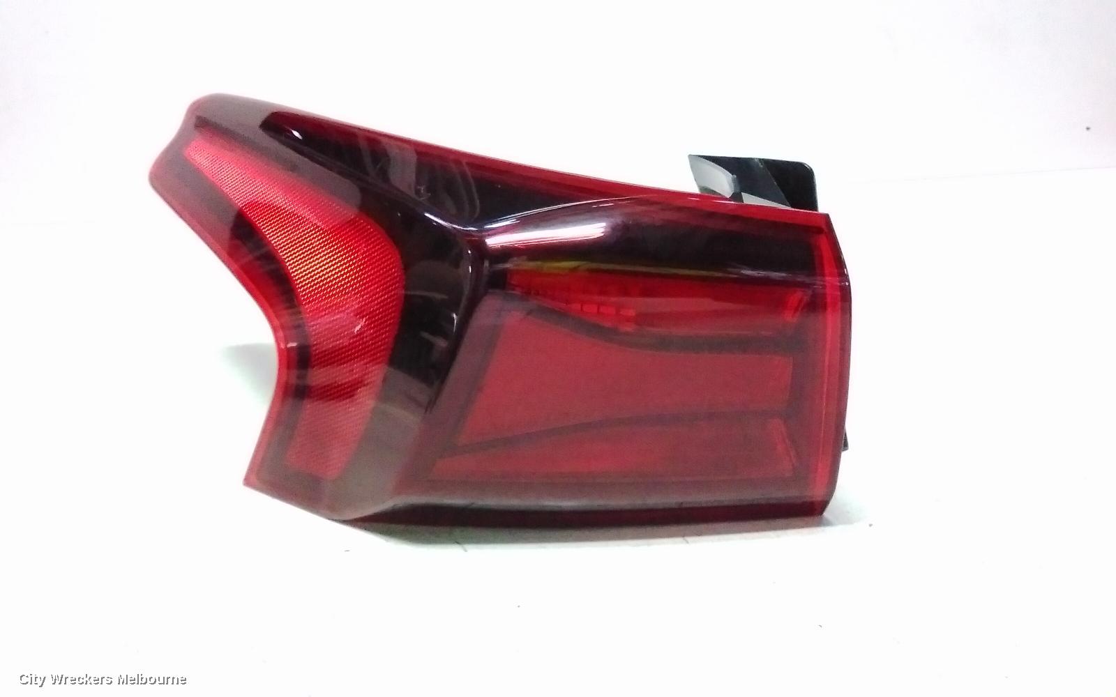 HYUNDAI SANTA FE LEFT TAILLIGHT, TM, IN BODY, ACTIVE/ELITE, NON LED TYPE, 03/2018 - 09/2020