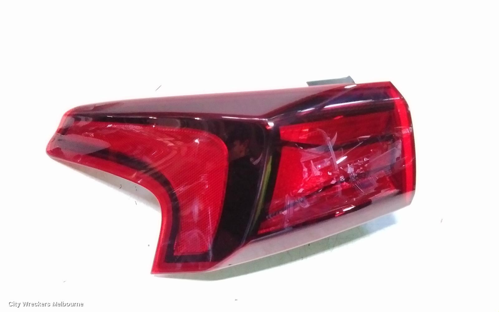 HYUNDAI SANTA FE LEFT TAILLIGHT, TM, IN BODY, ACTIVE/ELITE, NON LED TYPE, 03/2018 - 09/2020