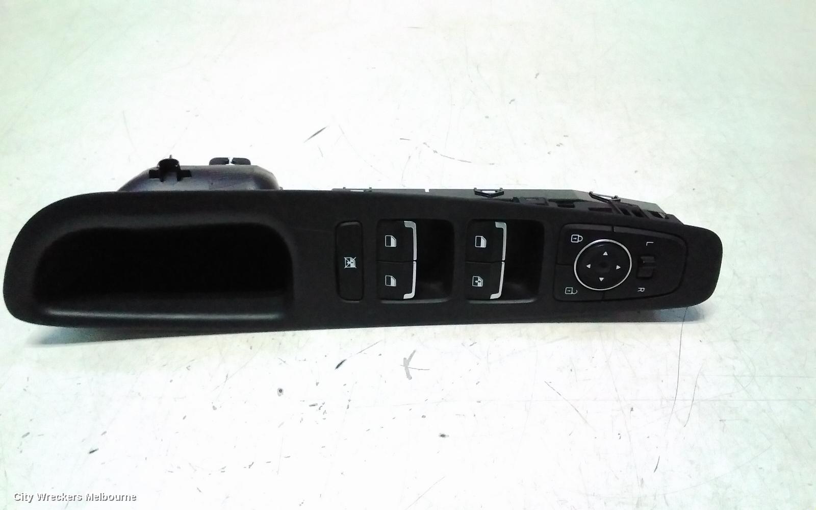 HYUNDAI SANTA FE PWR DR WIND SWITCH, RH FRONT (MASTER SWITCH), NON FOLDING MIRRORS TYPE, NON CHILD LOCK TYPE, TM, 03/2018 - 09/2020