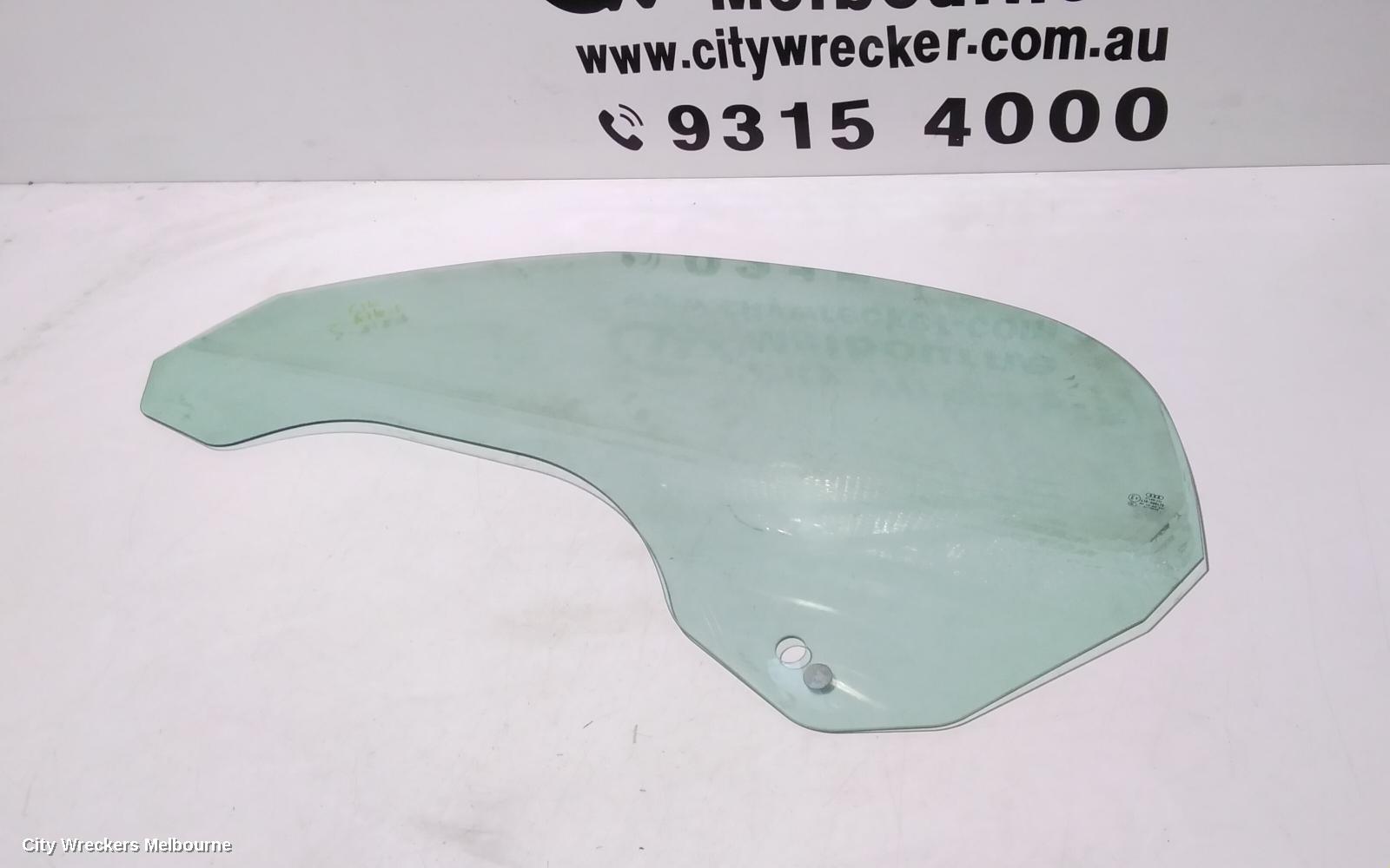 AUDI TT LEFT FRONT DOOR WINDOW, 8J, CABRIO, 03/2007 - 12/2014