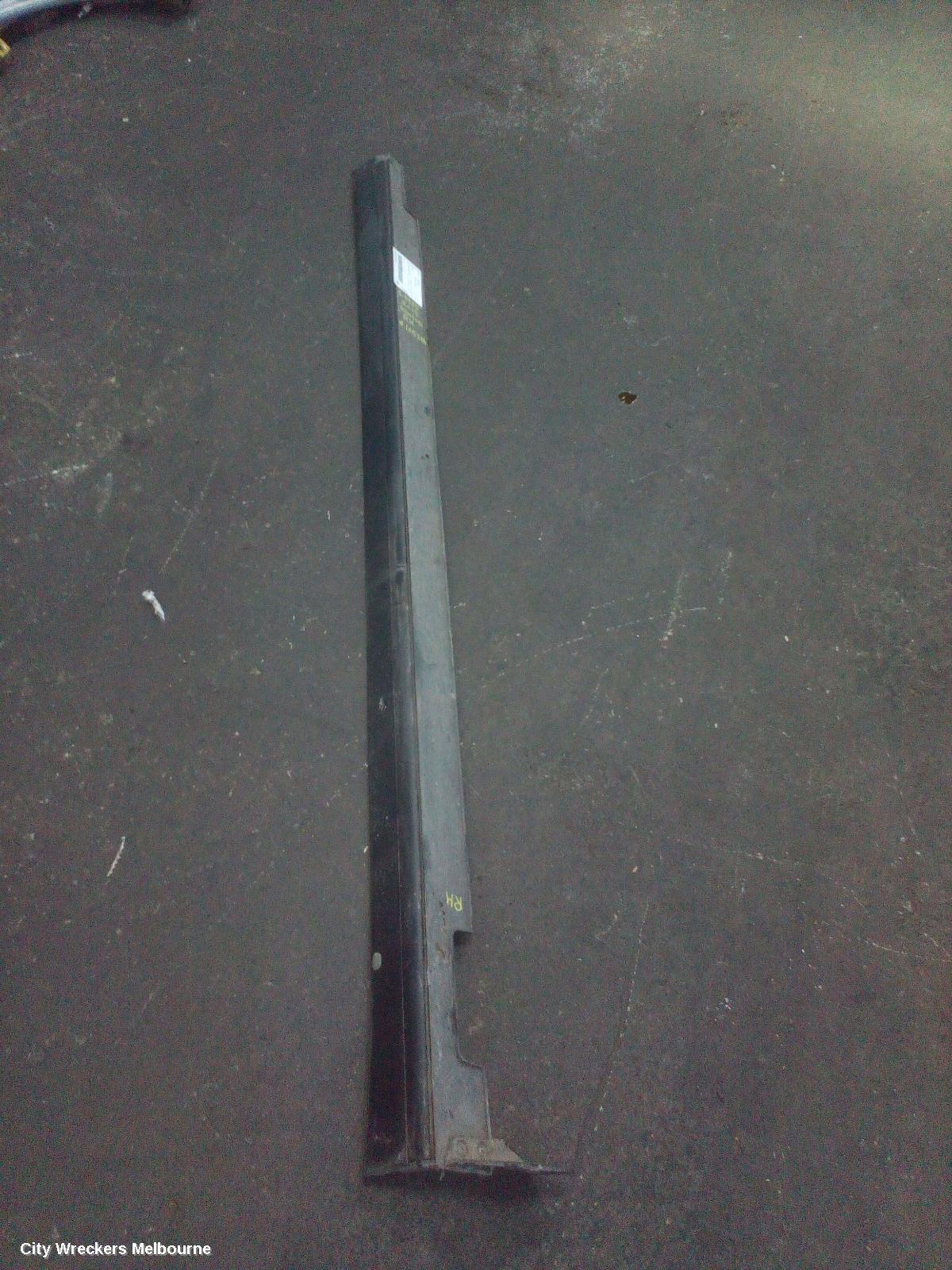 HYUNDAI SANTA FE SIDE STEP/SKIRT, TM, 03/2018 - 10/2023