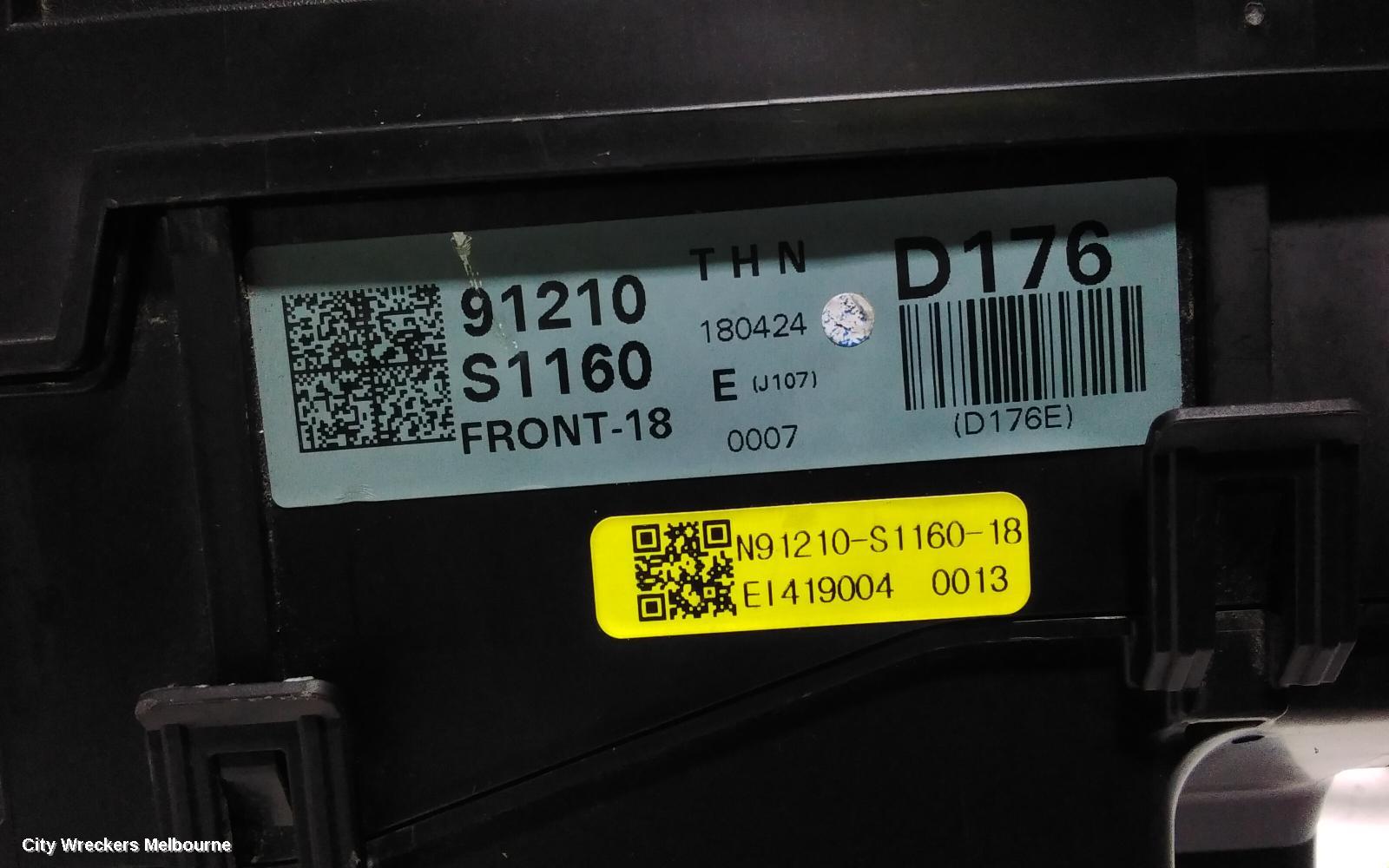 HYUNDAI SANTA FE FUSE BOX, ENGINE BAY, 2.2, DIESEL, TM, 03/2018 ONWARDS