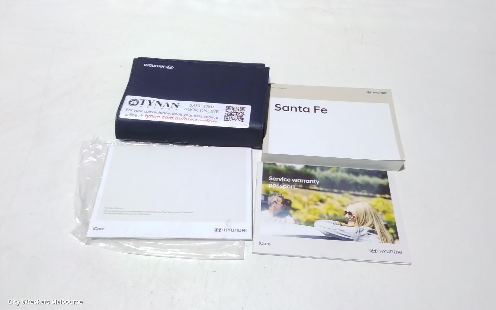 HYUNDAI SANTA FE OWNERS HANDBOOK, TM, 03/2018 - 10/2023