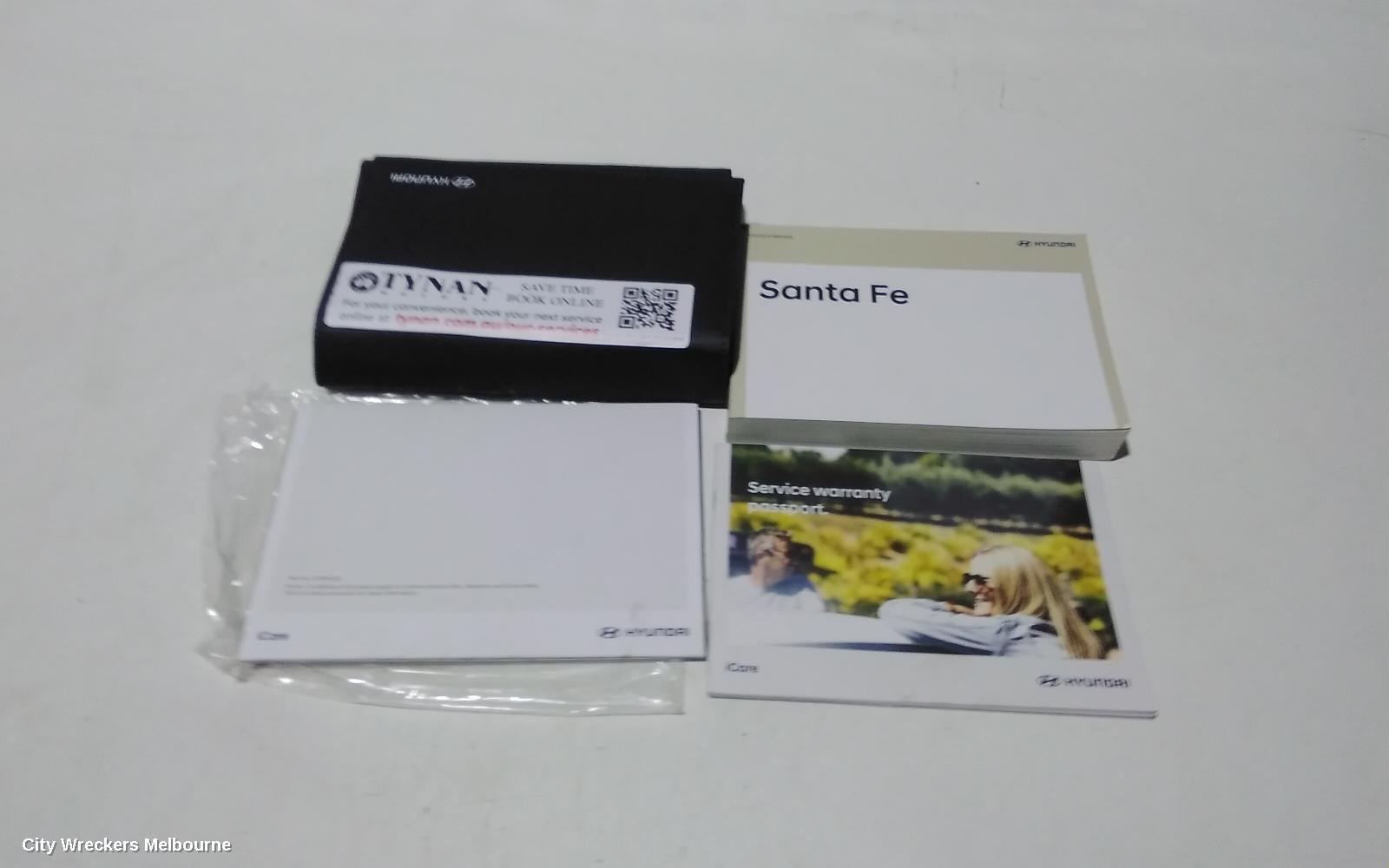 HYUNDAI SANTA FE OWNERS HANDBOOK, TM, 03/2018 - 10/2023
