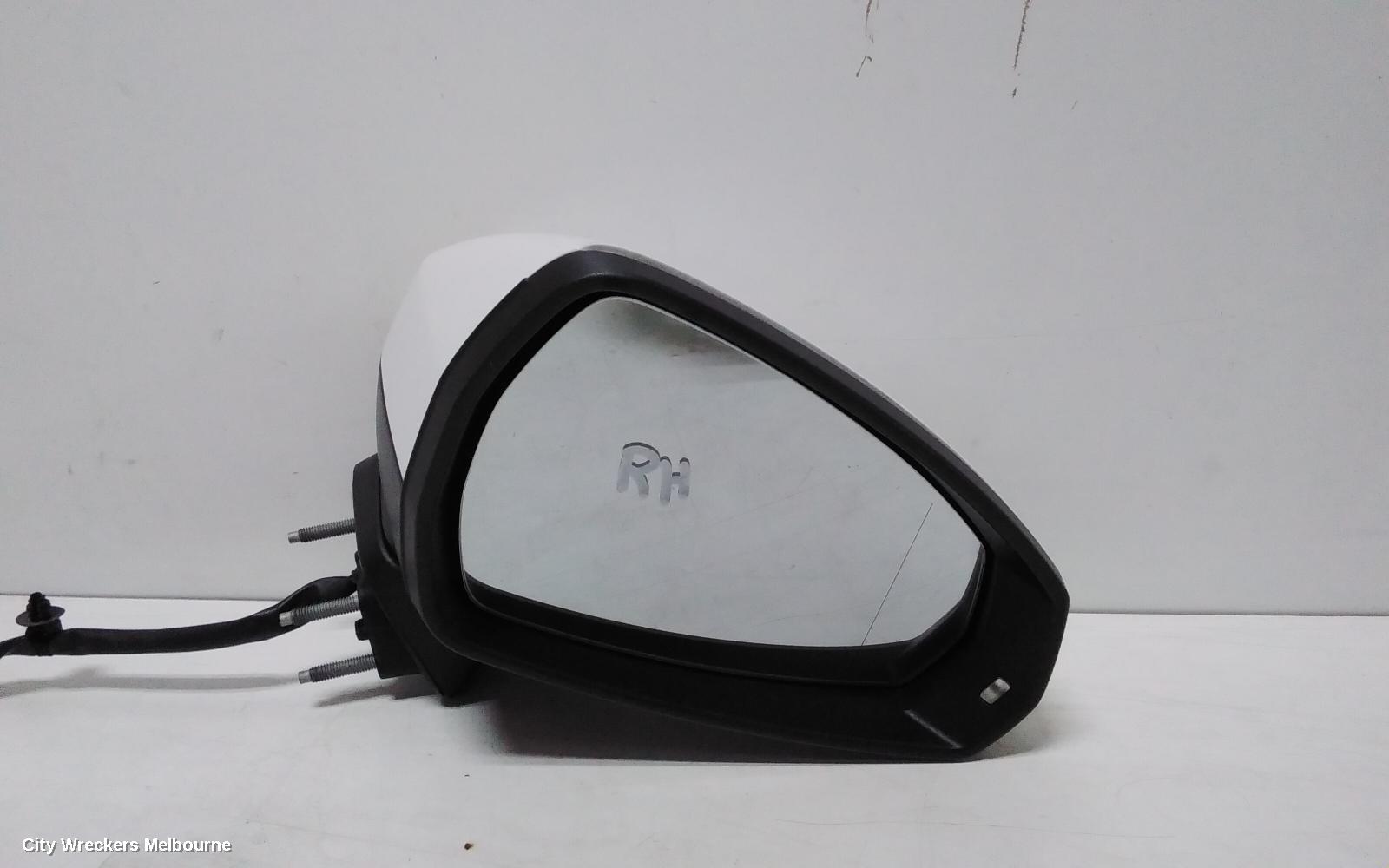AUDI A3 RIGHT DOOR MIRROR, 8V, A3, SEDAN, MANUAL FOLD, W/ LANE CHANGE ASSIST TYPE (6XC/7Y5), 05/2016 - 10/2020