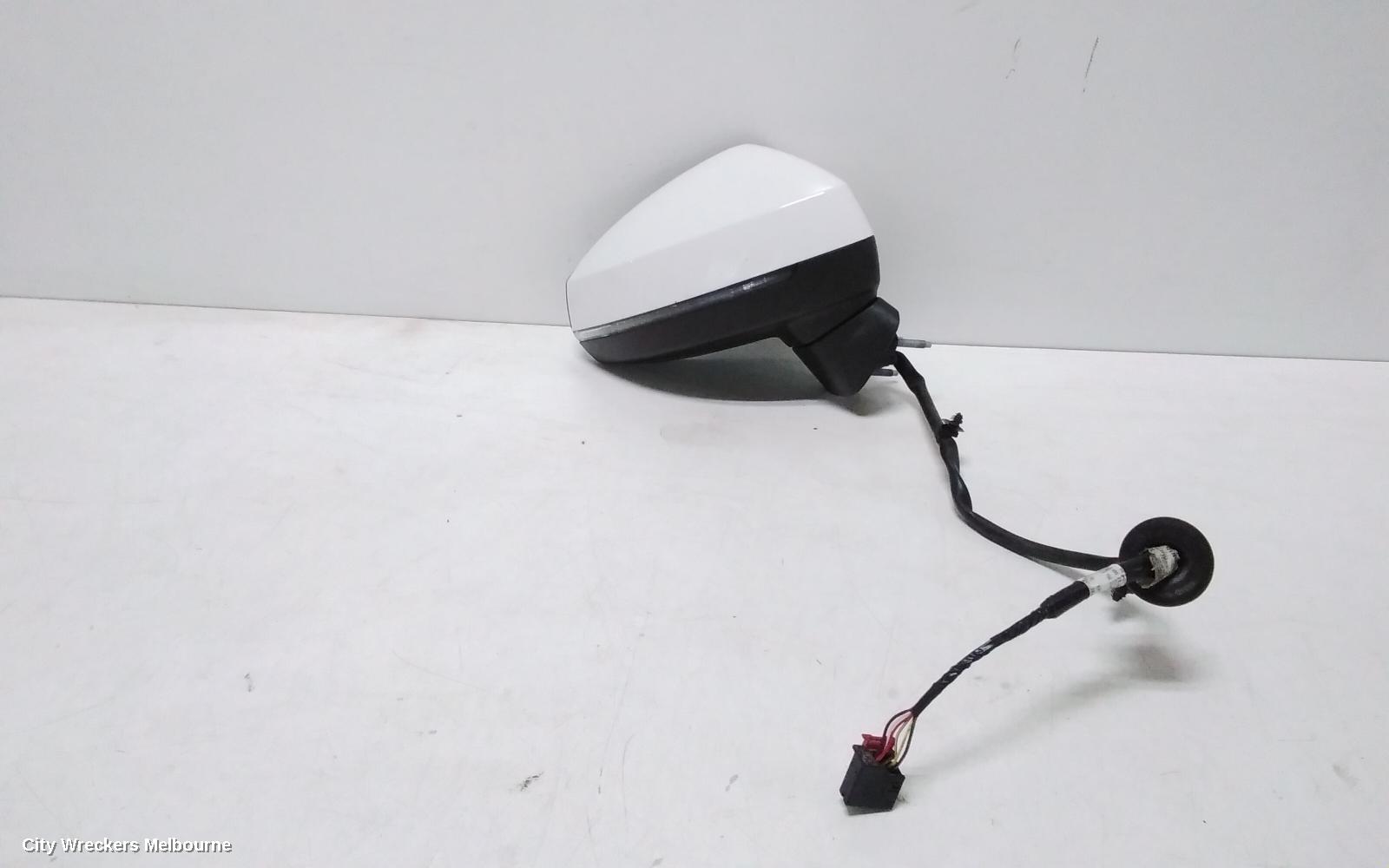 AUDI A3 RIGHT DOOR MIRROR, 8V, A3, SEDAN, MANUAL FOLD, W/ LANE CHANGE ASSIST TYPE (6XC/7Y5), 05/2016 - 10/2020