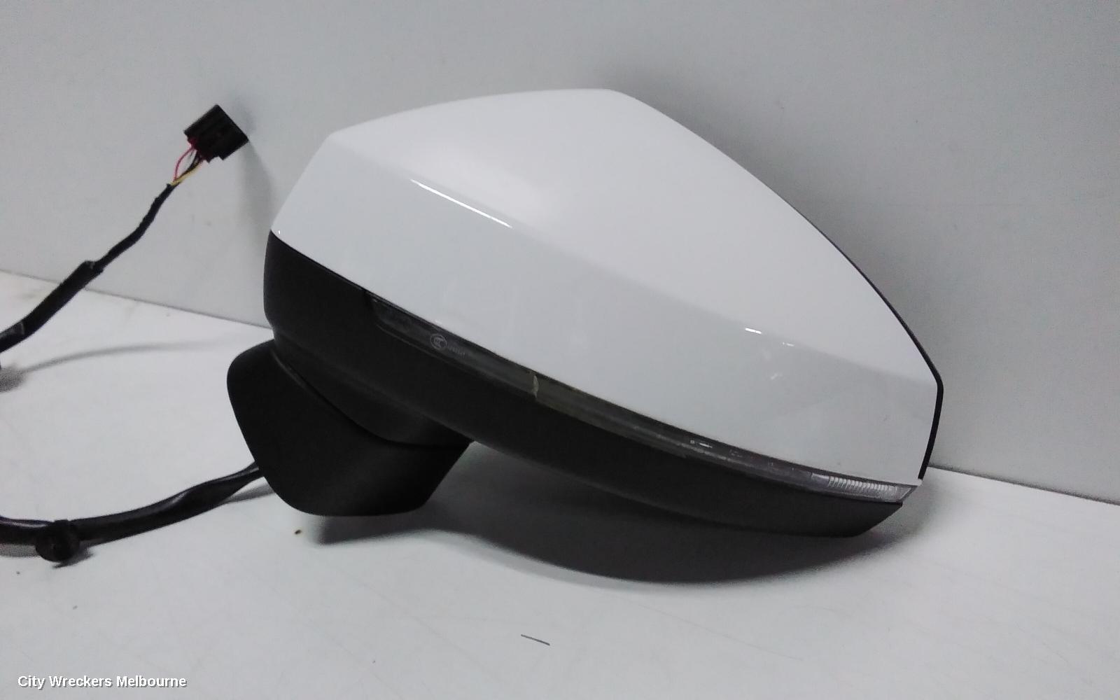 AUDI A3 LEFT DOOR MIRROR, 8V, A3, SEDAN, MANUAL FOLD, NON LANE CHANGE ASSIST TYPE (6XC/7Y0), 11/2013 - 10/2020