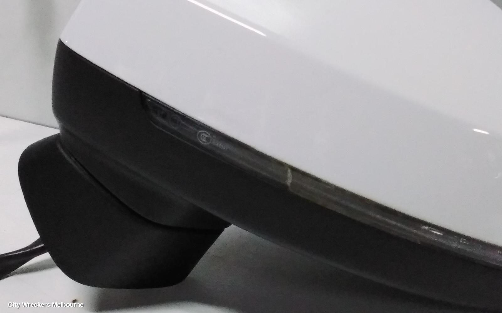 AUDI A3 LEFT DOOR MIRROR, 8V, A3, SEDAN, MANUAL FOLD, NON LANE CHANGE ASSIST TYPE (6XC/7Y0), 11/2013 - 10/2020
