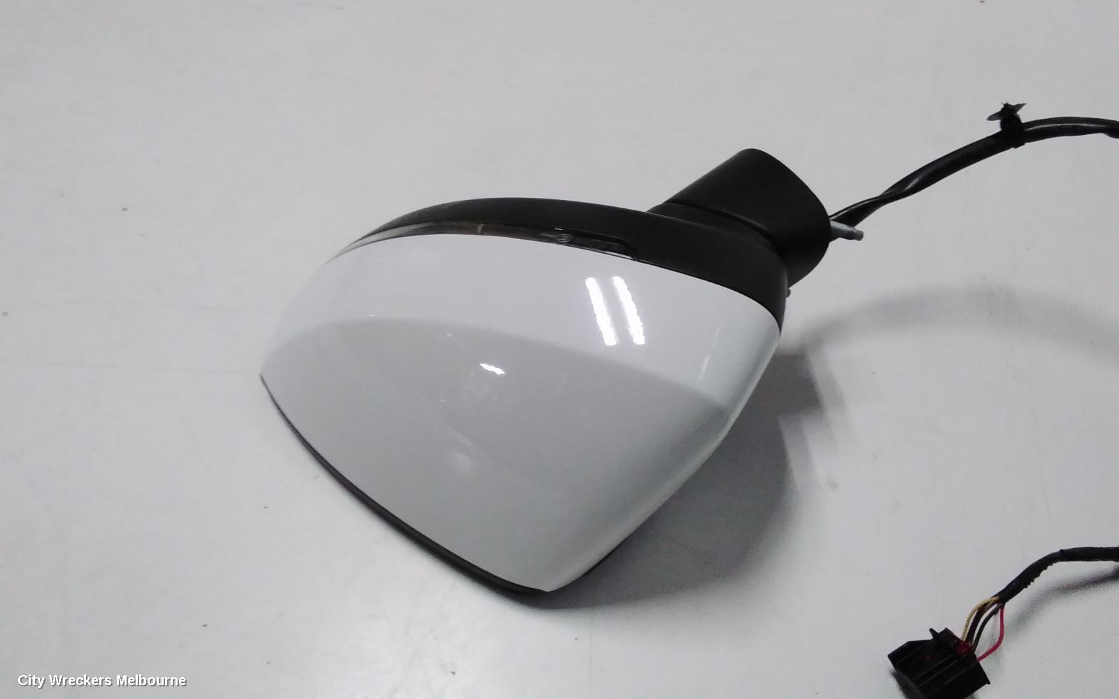 AUDI A3 LEFT DOOR MIRROR, 8V, A3, SEDAN, MANUAL FOLD, NON LANE CHANGE ASSIST TYPE (6XC/7Y0), 11/2013 - 10/2020