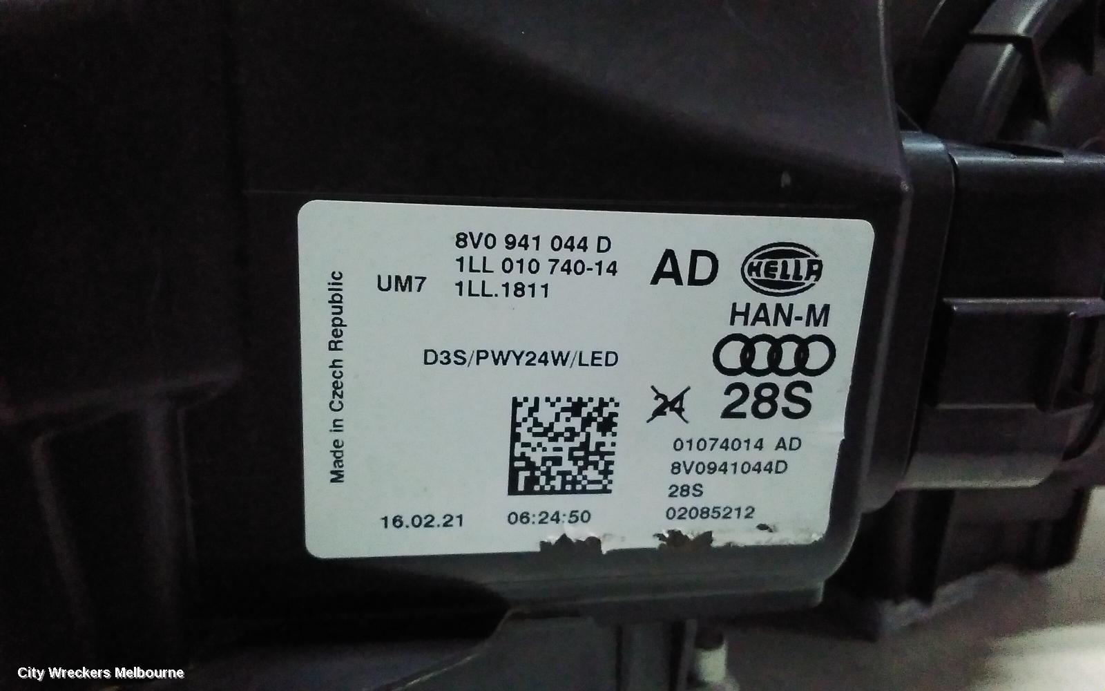 AUDI A3 RIGHT HEADLAMP, 8V, SEDAN/CABRIO, XENON TYPE, 12/2013 - 04/2016