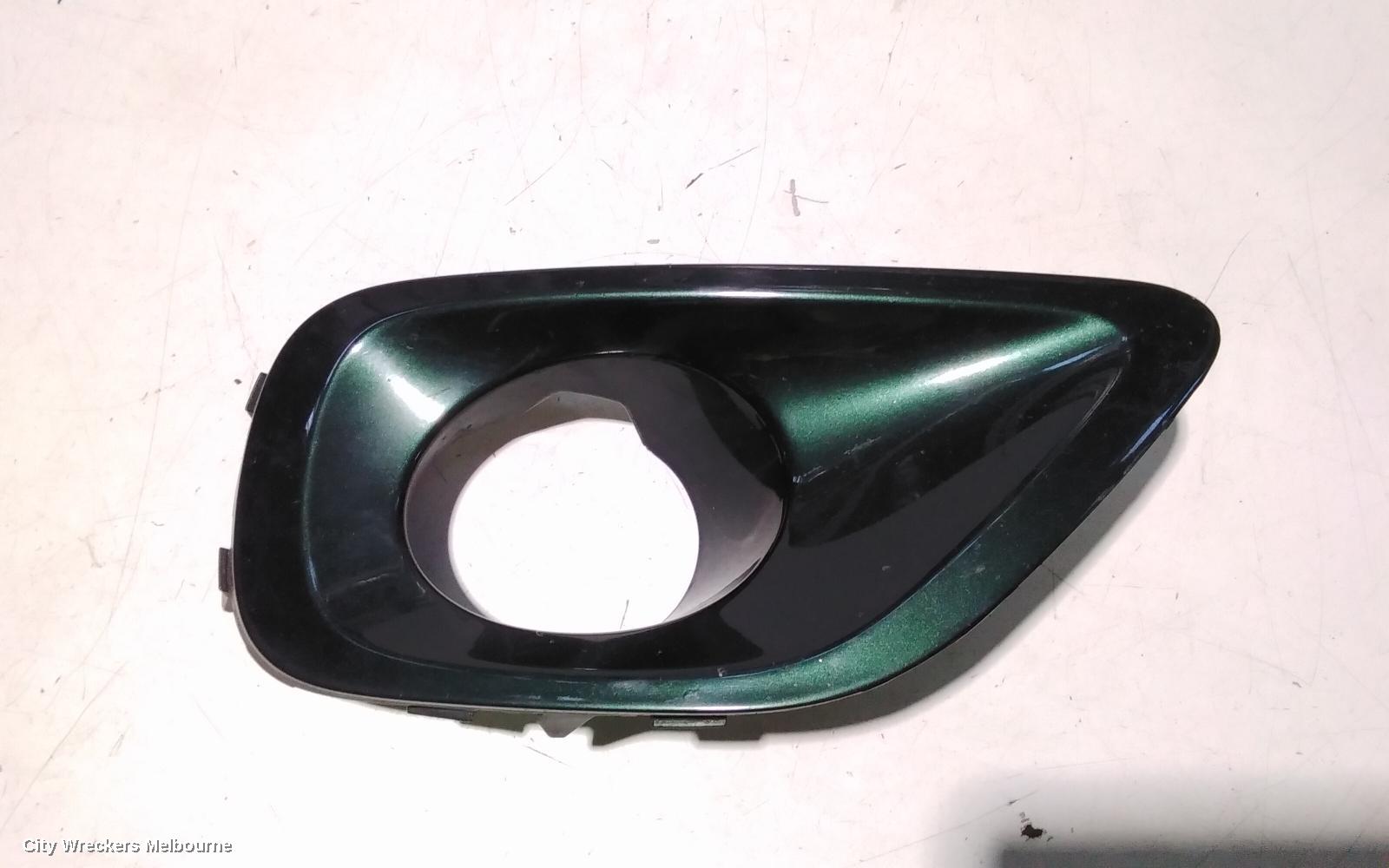 SUBARU LIBERTY RIGHT INDICATOR/FOG/SIDE, BUMPER FOGLAMP, 4TH GEN, 09/2003 - 06/2006