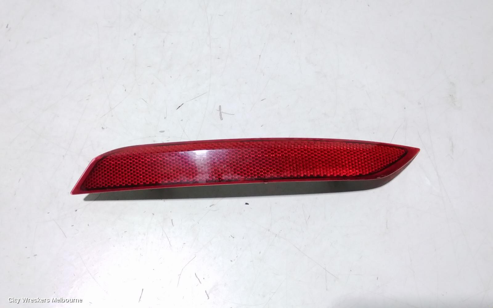 VOLKSWAGEN POLO, 6R, 05/2010 - 09/2017, LHR BAR REFLECTOR: 105437