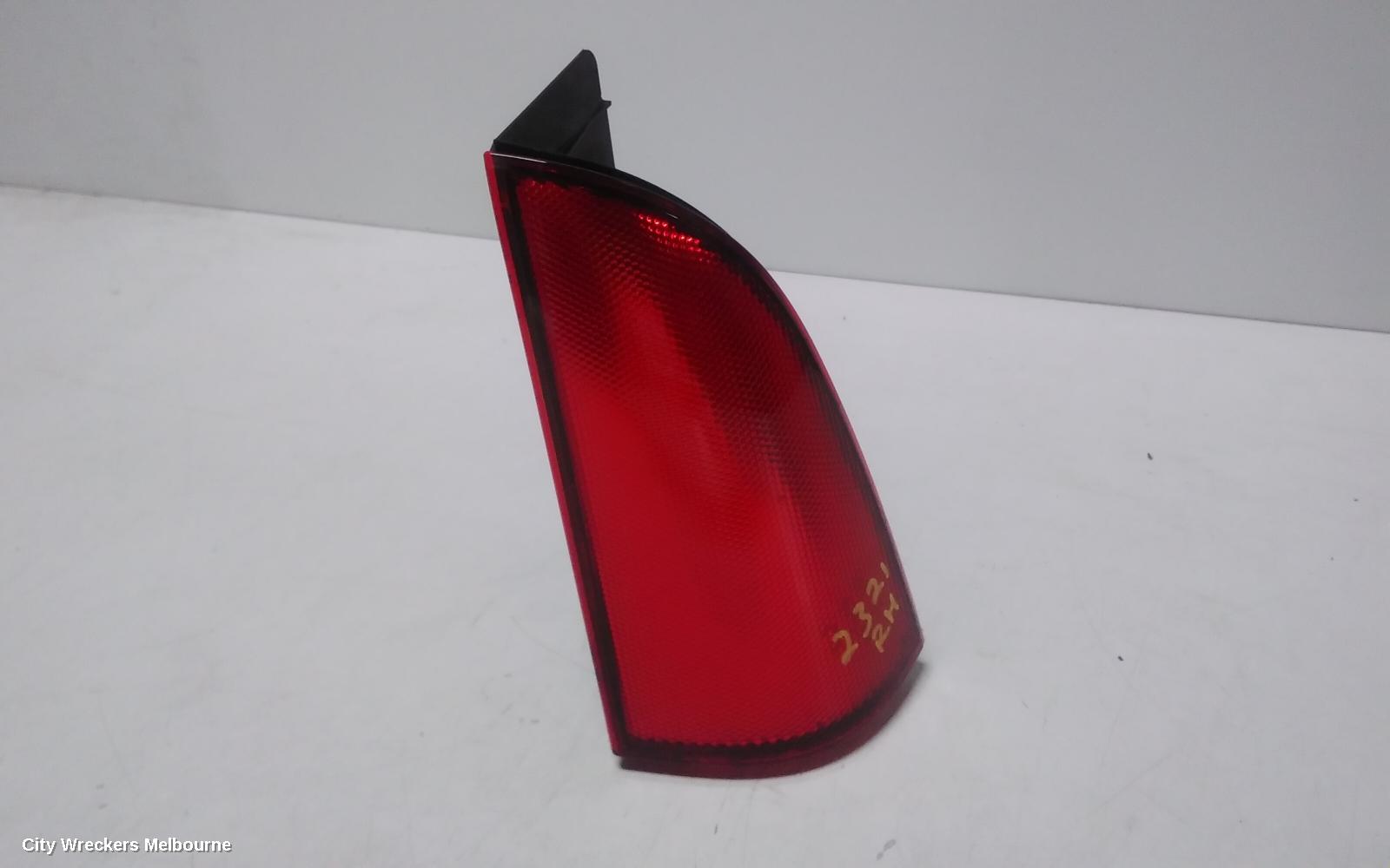 MERCEDES VITO RIGHT TAILLIGHT, UPPER TAILGATE, 639, 04/2004 - 02/2015