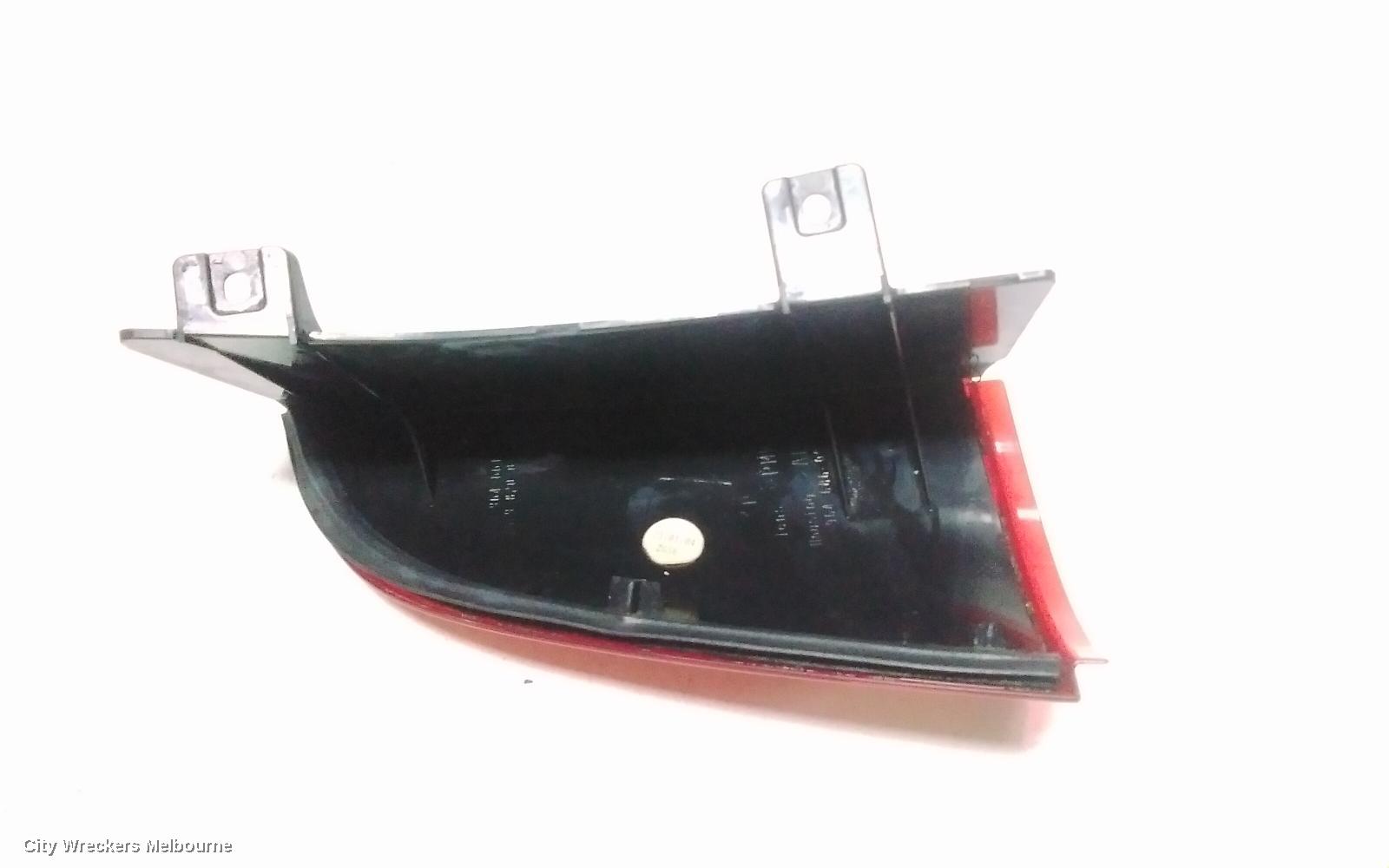 MERCEDES VITO RIGHT TAILLIGHT, UPPER TAILGATE, 639, 04/2004 - 02/2015
