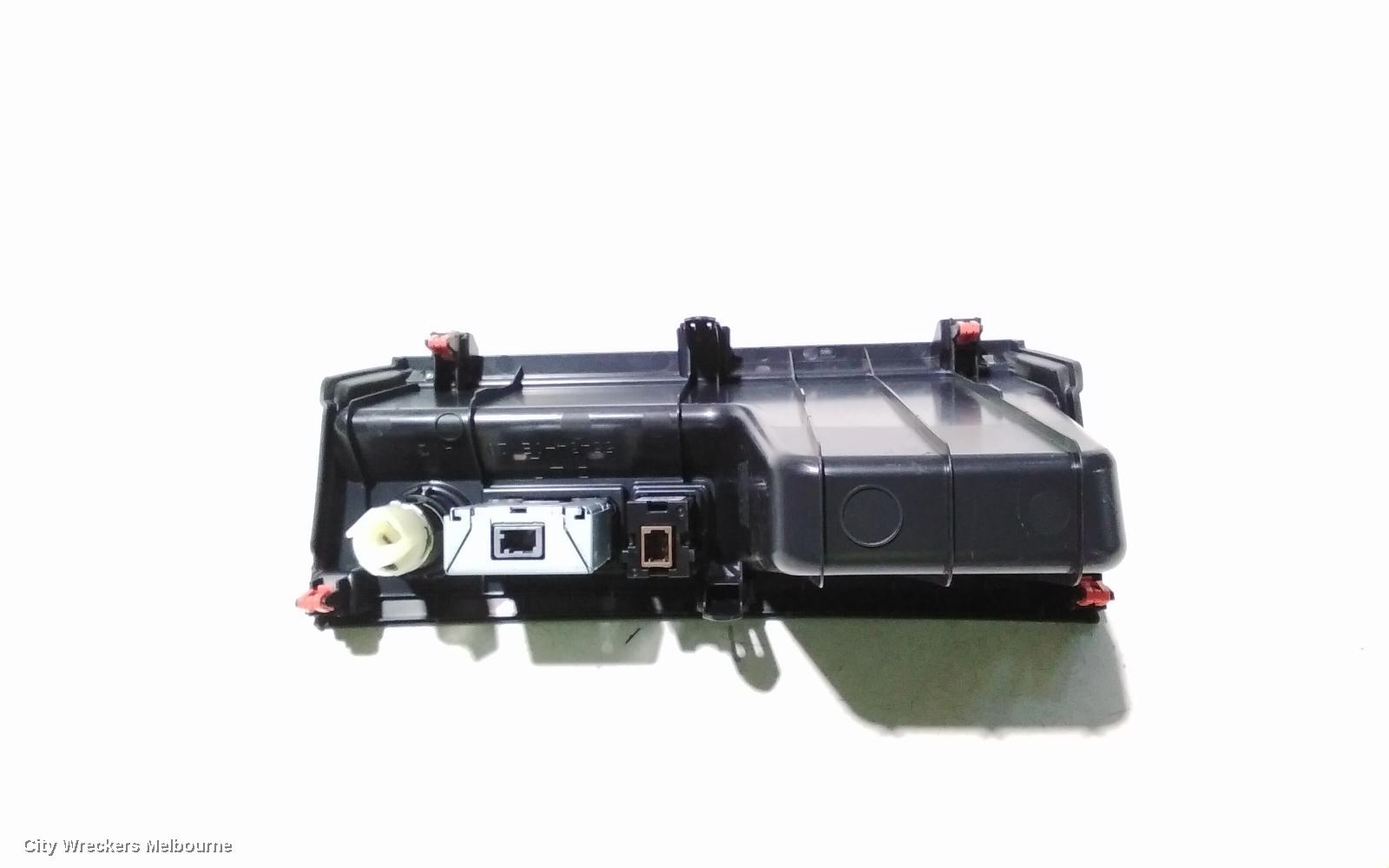 TOYOTA KLUGER, XU70 SERIES, 03/2021 ONWARDS, AUX: 105561