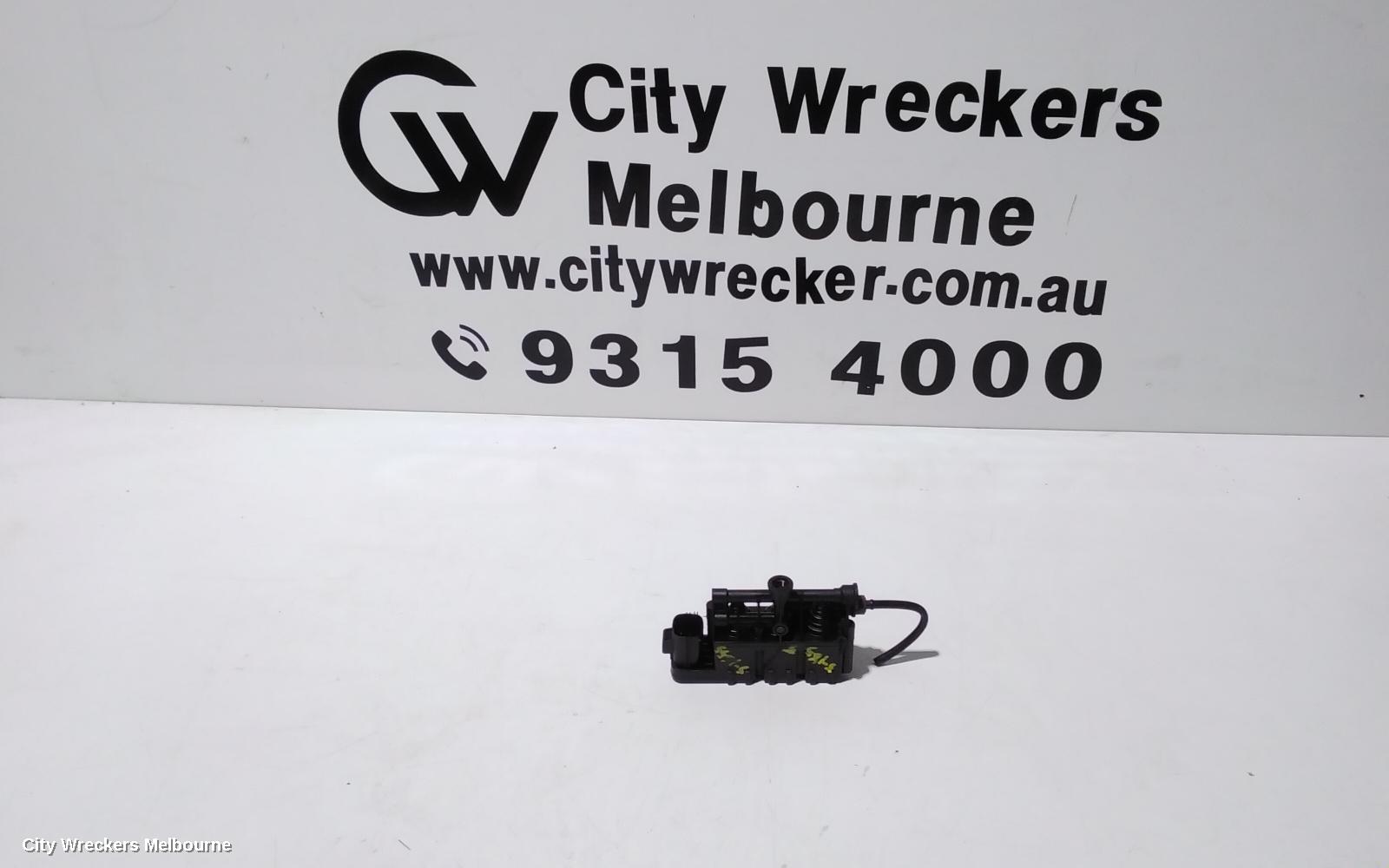 LAND ROVER RANGEROVER SPORT AIR RIDE COMPRESSOR, LEVELLING VALVE BLOCK-REAR, L320, 08/2005 - 12/2013