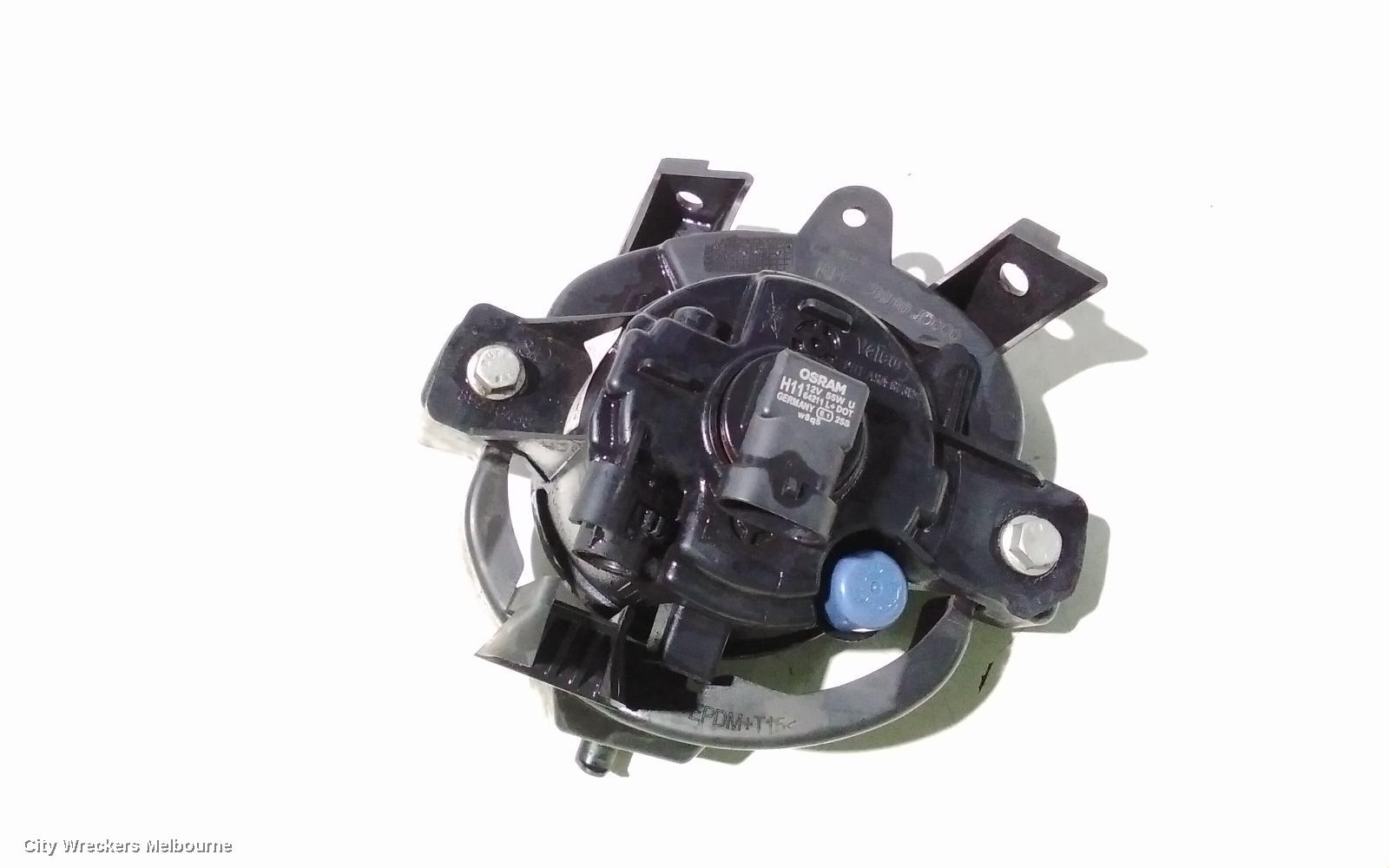 NISSAN DUALIS RIGHT INDICATOR/FOG/SIDE, BUMPER FOGLAMP, J10, 10/2007 - 05/2014