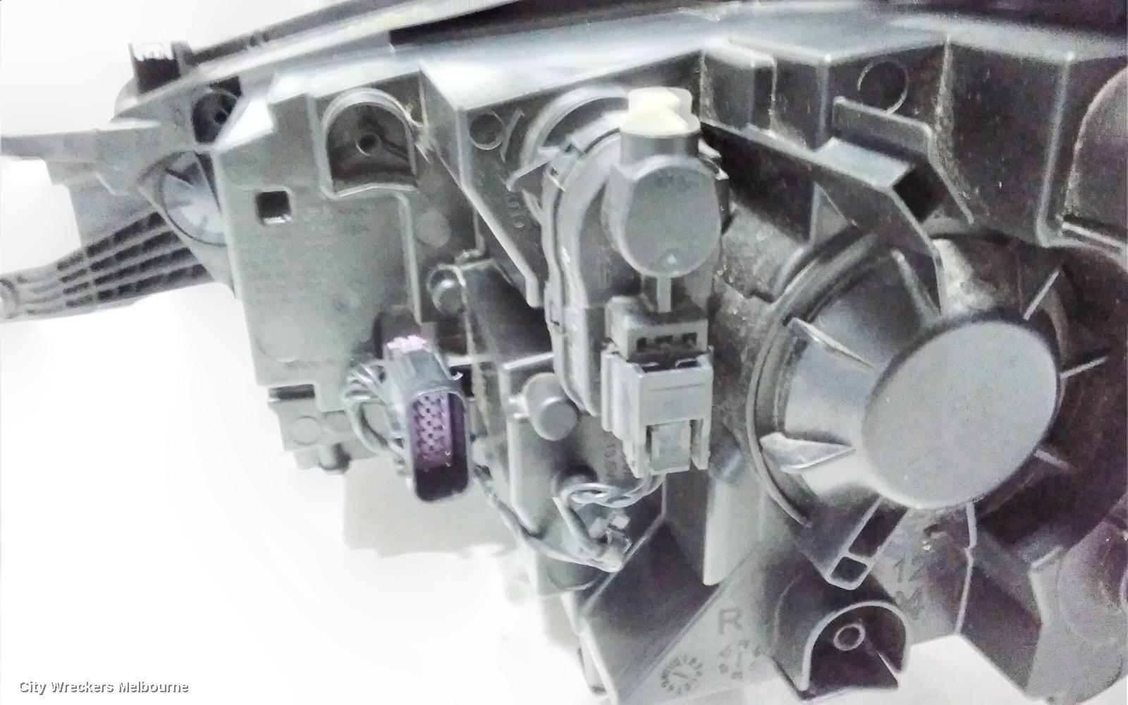 MG ZS RIGHT HEADLAMP, AZS1, ZST TYPE, LED TYPE, 06/2022 ONWARDS
