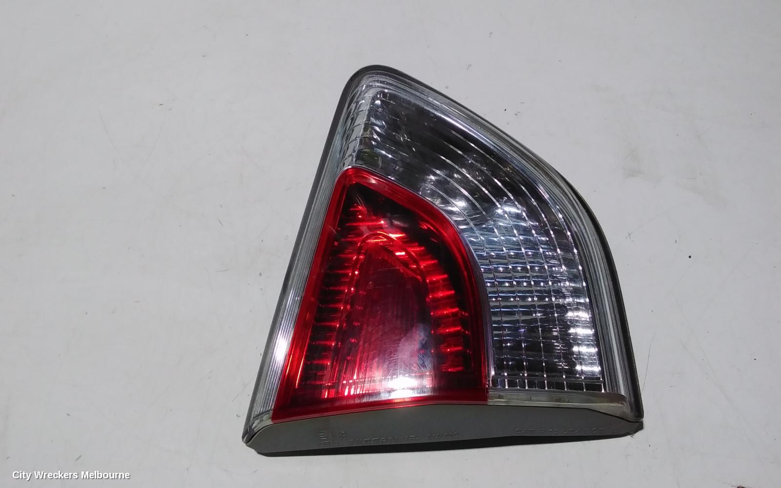 NISSAN PATHFINDER REAR GARNISH, TAILGATE LAMP (LH SIDE), R52, 06/2013 - 11/2016