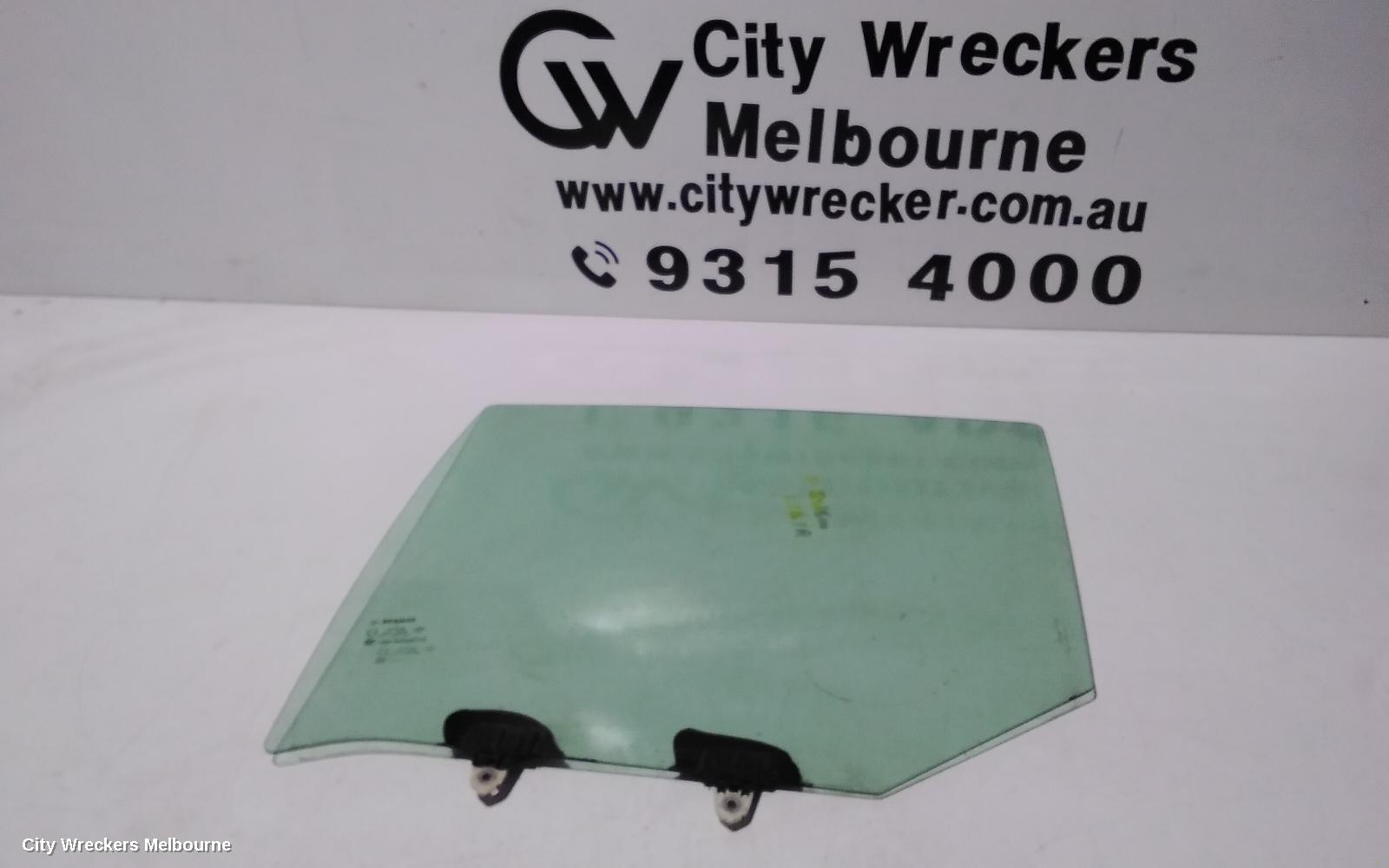 RENAULT MEGANE LEFT REAR DOOR WINDOW, X32/B95, 5DR HATCH, 09/2010 - 05/2016