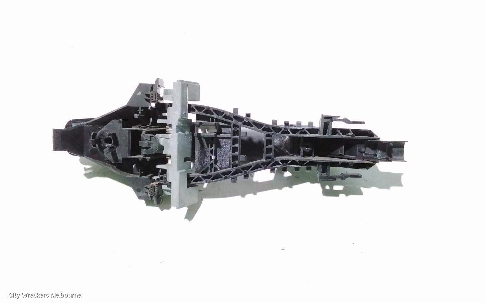 LAND ROVER RANGEROVER EVOQUE DOOR HANDLE, LH REAR, OUTER, COLOUR CODED, W/ KEYLESS ENTRY & START TYPE, L538, 11/2011 - 01/2019