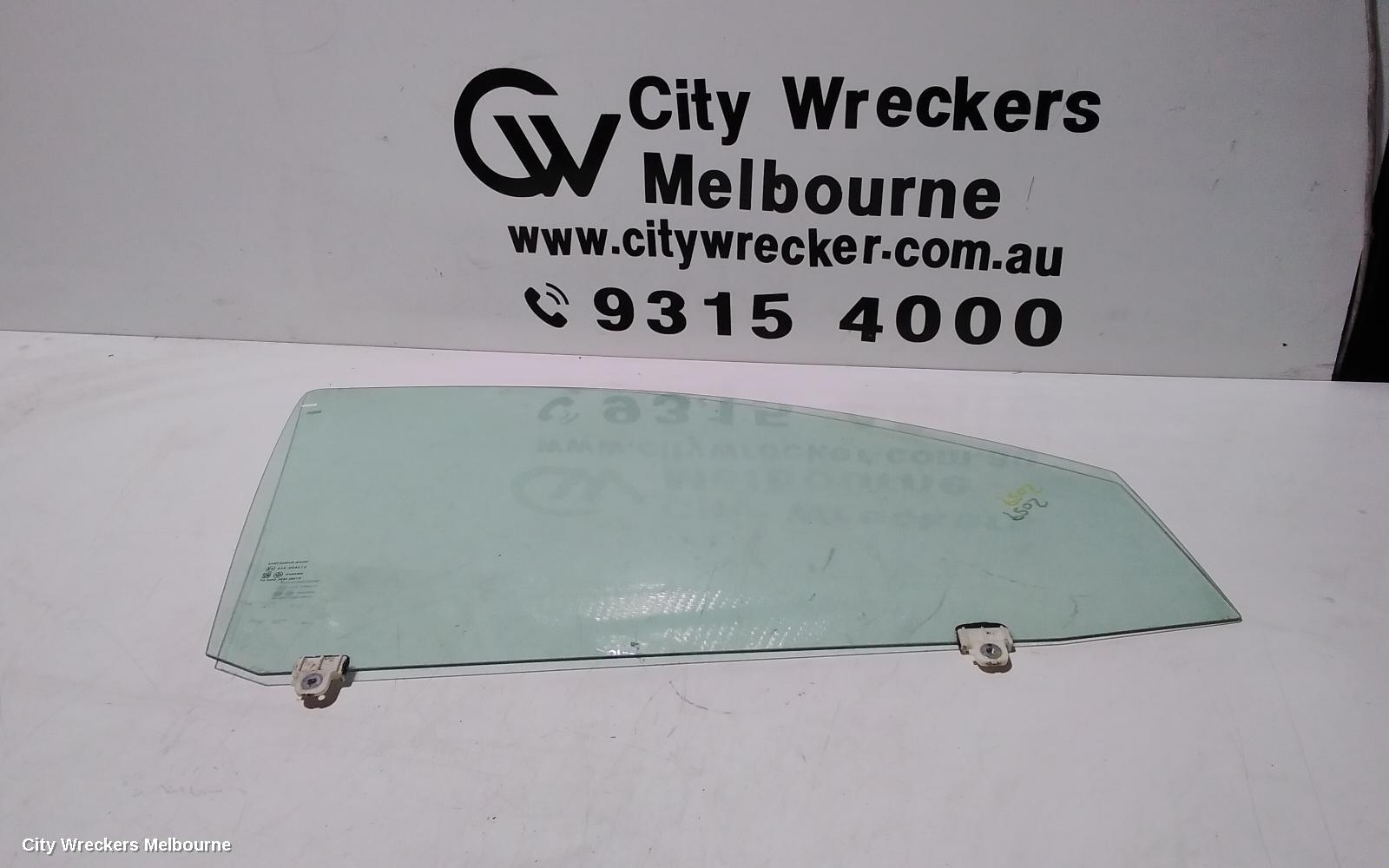 MITSUBISHI PAJERO RIGHT FRONT DOOR WINDOW, QE, PAJERO SPORT, 10/2015 ONWARDS