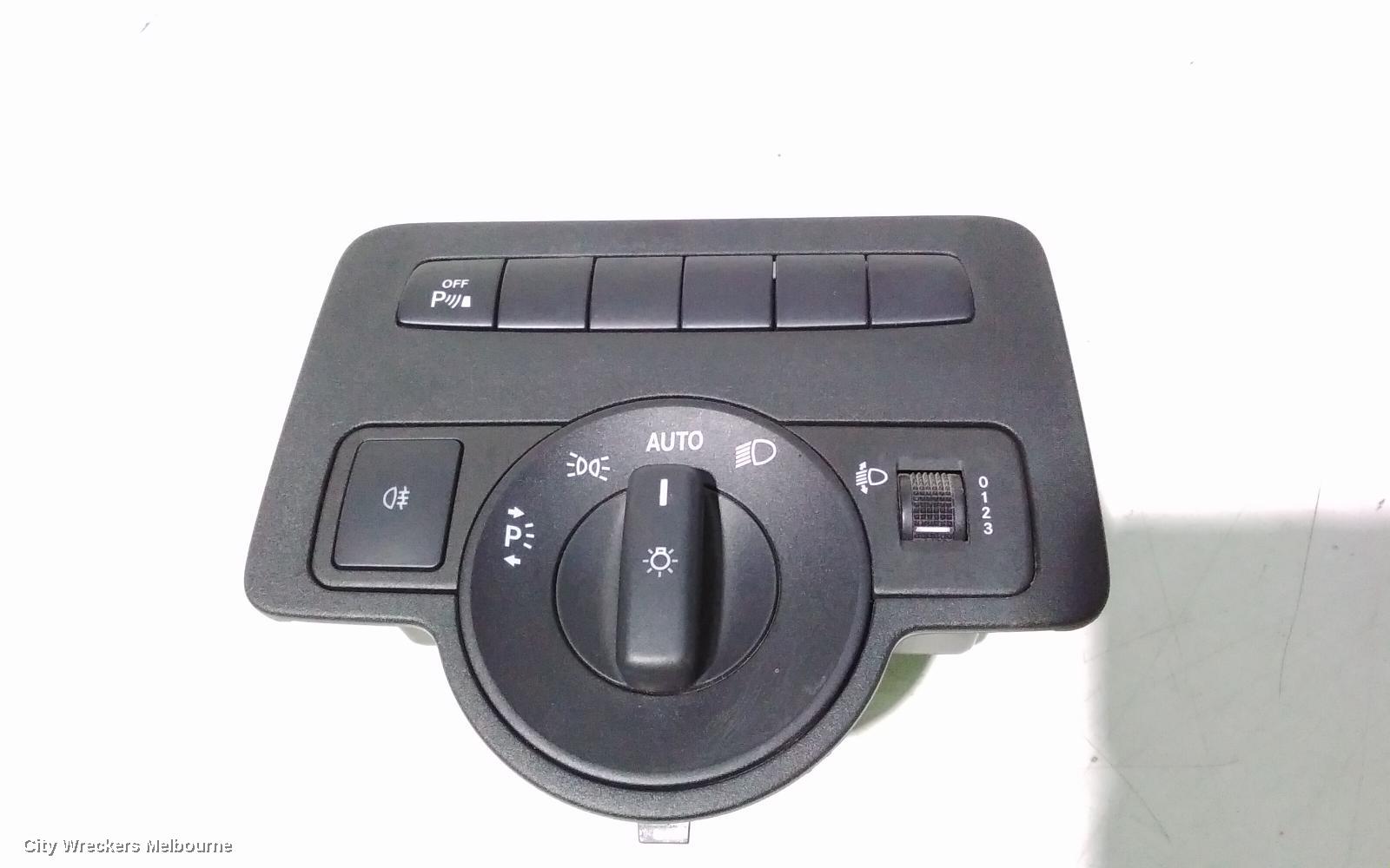 MERCEDES VITO COMBINATION SWITCH, 447, HEADLAMP SWITCH, 03/2015 ONWARDS