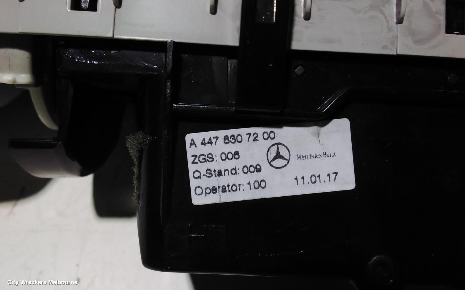 MERCEDES VITO, 447, 03/2015 ONWARDS, ROOF AIRVENT   LHR 2TH ROW: 105682