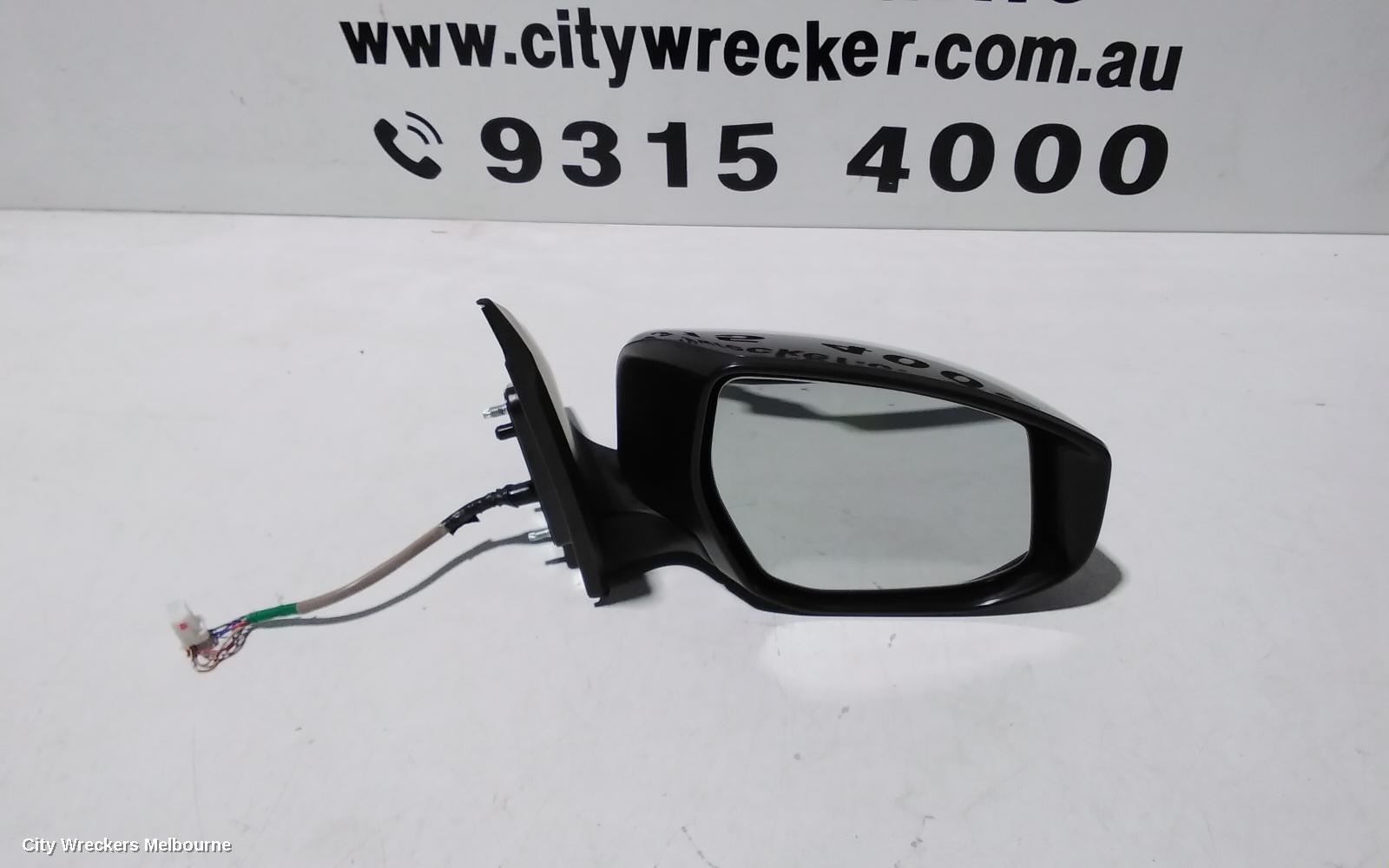 NISSAN PULSAR RIGHT DOOR MIRROR, B17, SEDAN, MANUAL FOLD TYPE, 12/2012 - 12/2017