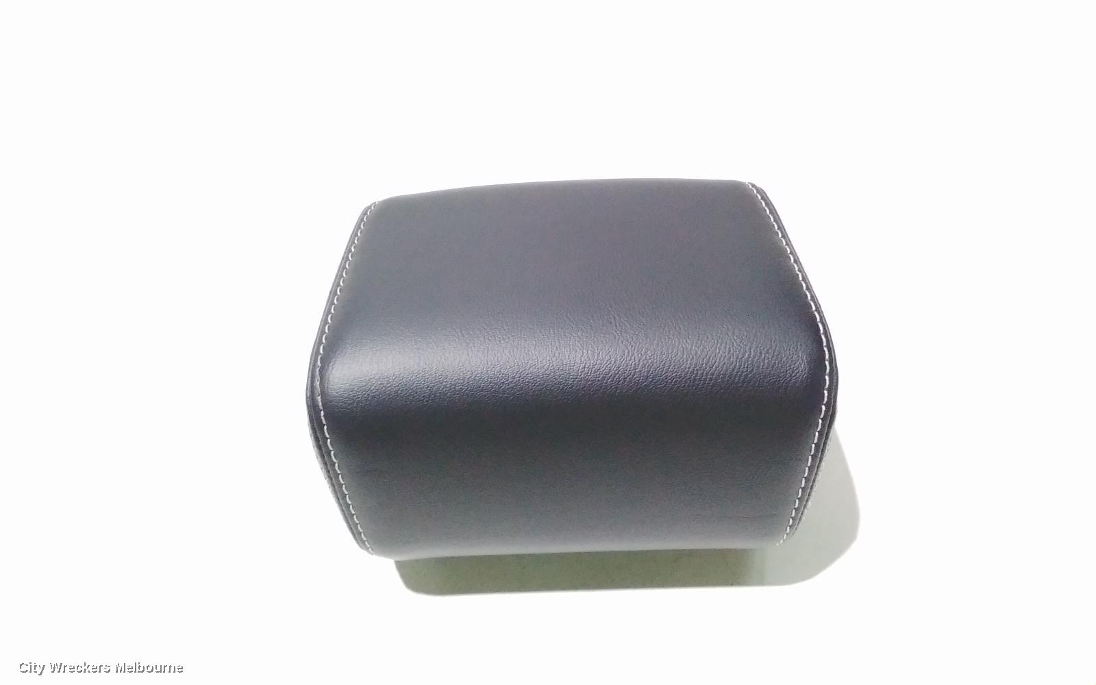 TOYOTA RAV4 HEADREST, RH REAR, XA40, LEATHER, BLACK, 12/2012 - 11/2018