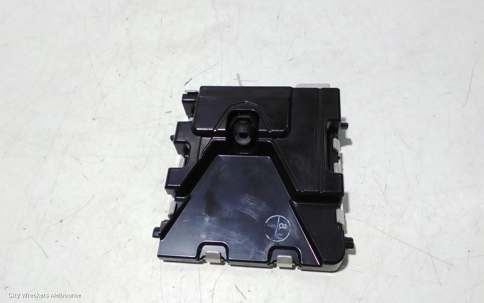 TOYOTA RAV4 REVERSE CAMERA, LANE DEPARTURE CAMERA, XA40, 12/2015 - 12/2018