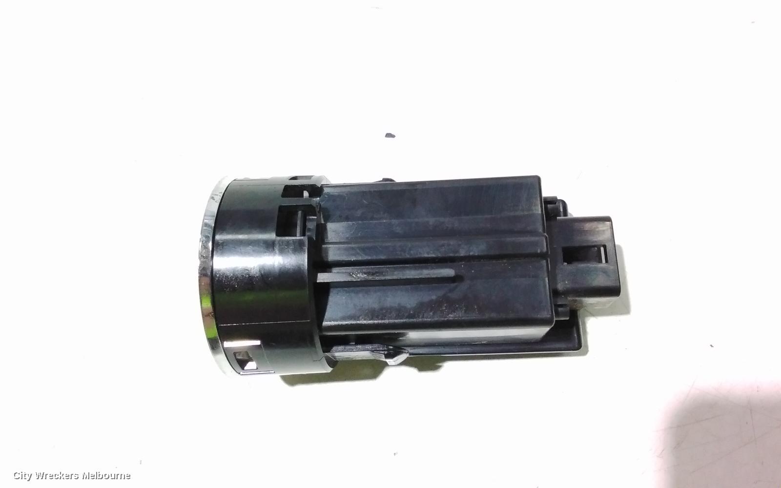 TOYOTA RAV4, XA40, 12/2012 - 12/2018, PUSH START BUTTON : 105746