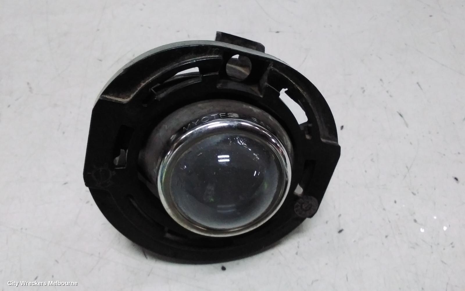 JEEP GRANDCHEROKEE RIGHT INDICATOR/FOG/SIDE, BUMPER FOGLAMP, WK, 04/2013 - 09/2016