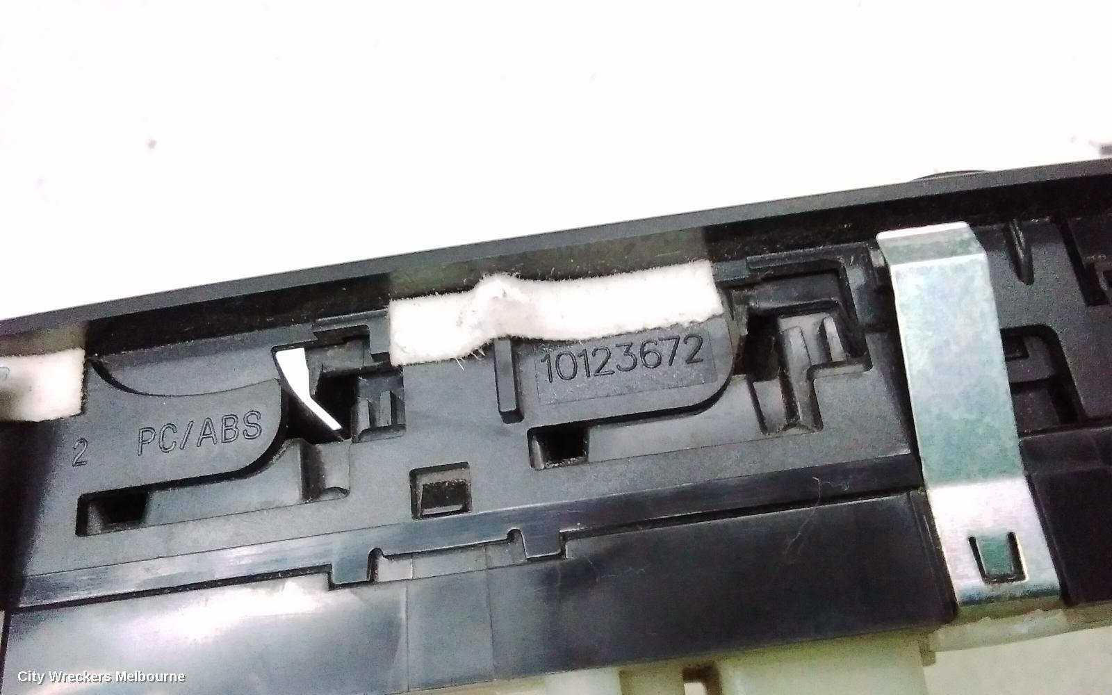 JEEP GRANDCHEROKEE PWR DR WIND SWITCH, RH FRONT (MASTER SWITCH), WK, 10/2010 - 02/2022