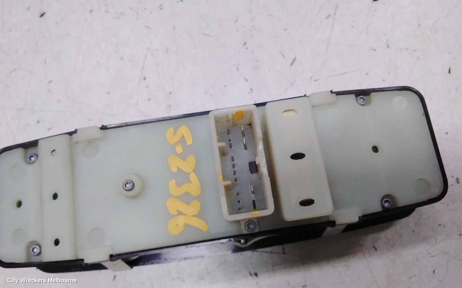 JEEP GRANDCHEROKEE PWR DR WIND SWITCH, RH FRONT (MASTER SWITCH), WK, 10/2010 - 02/2022