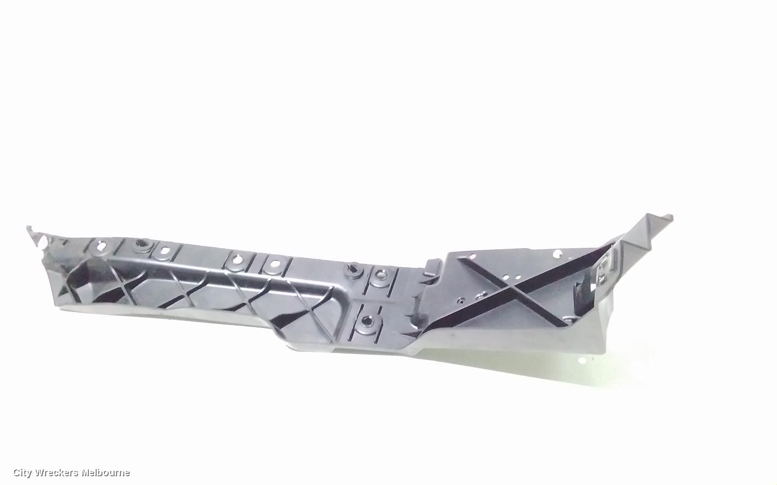 LAND ROVER RANGEROVER SPORT, L494, 12/2013 - 04/2022, RHR BAR BRAKET: 105806