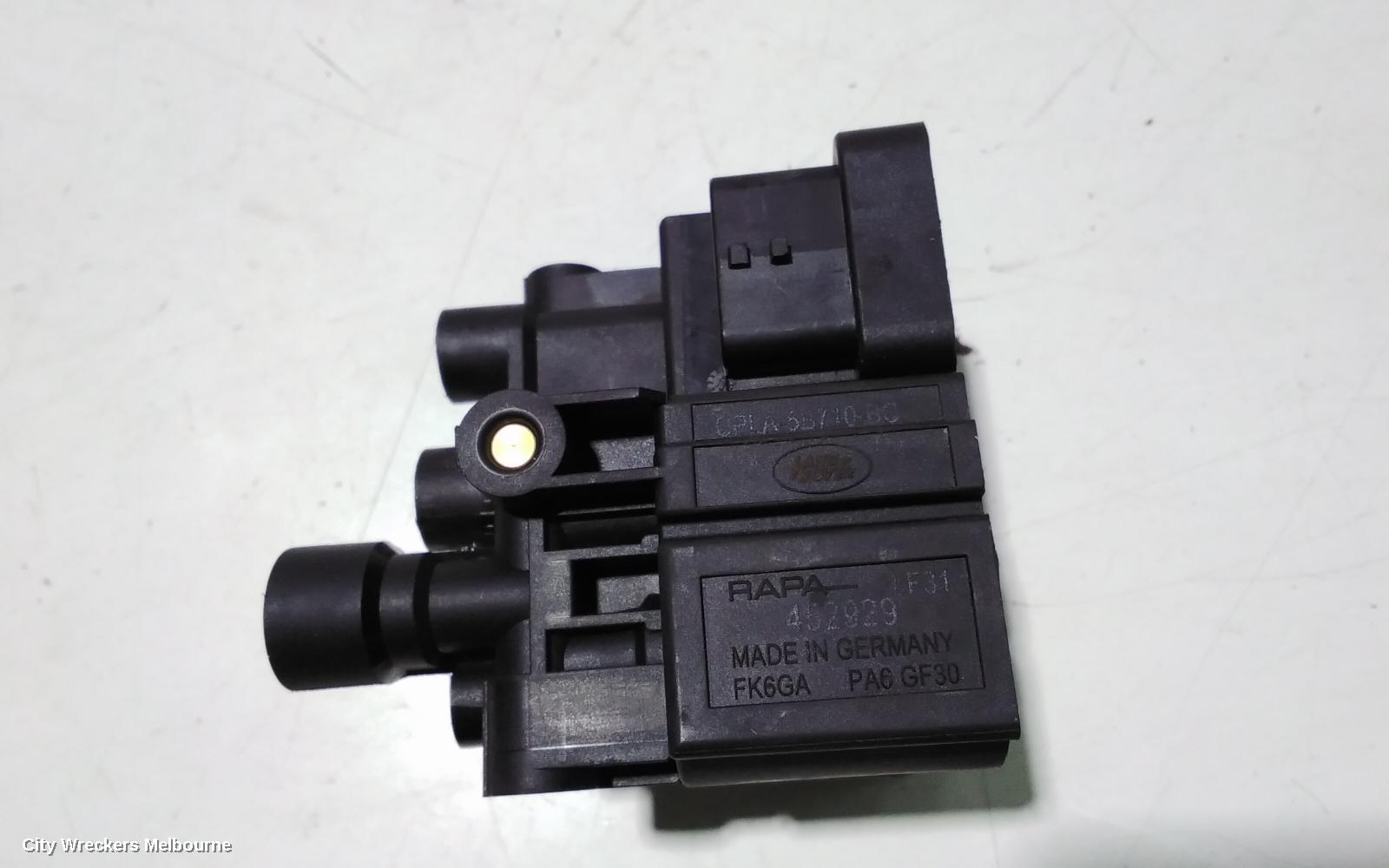LAND ROVER RANGEROVER SPORT AIR RIDE COMPRESSOR, LEVELLING VALVE BLOCK (REAR), L494, 12/2013 - 05/2018