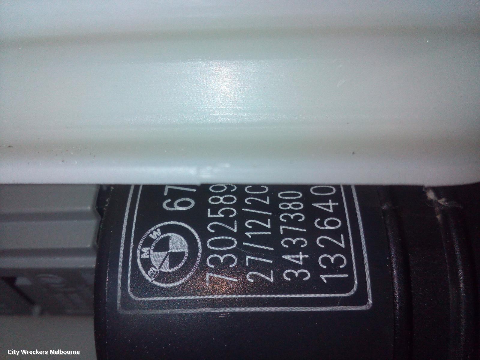 BMW X1 WASHER BOTTLE, E84, NON H/LAMP WASHER TYPE, 04/2010 - 07/2015